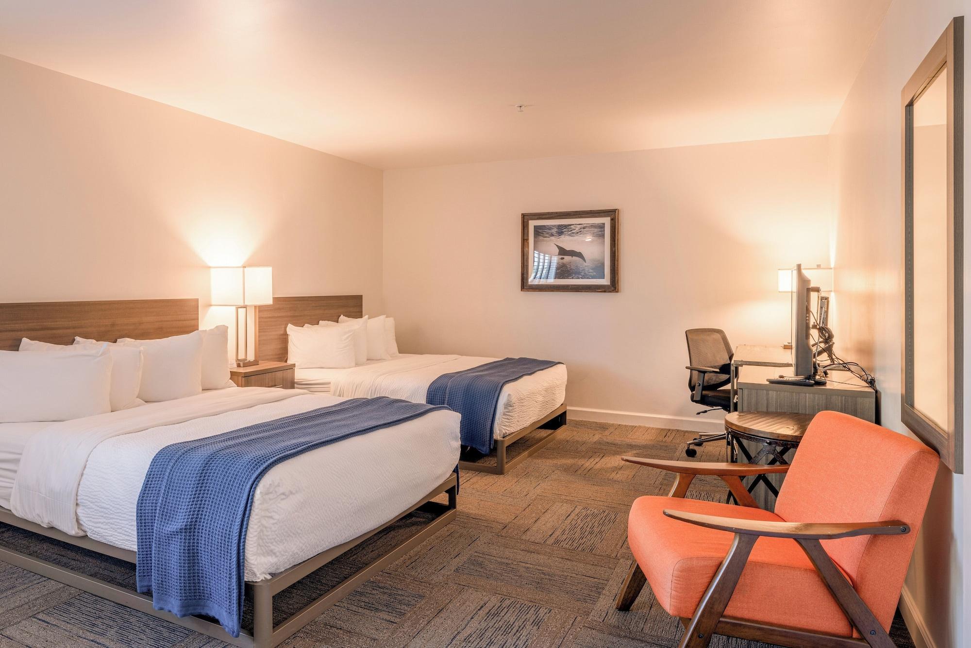 Varios Inn At Moss Landing Point