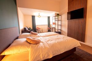 Alojamiento - Hotel Bom