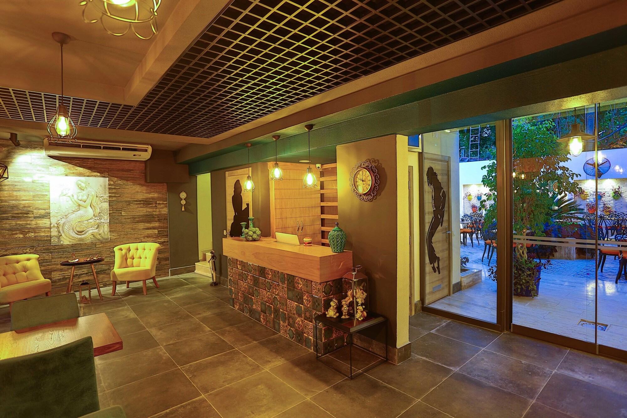 Vista Lobby Route Hotel Kaleici