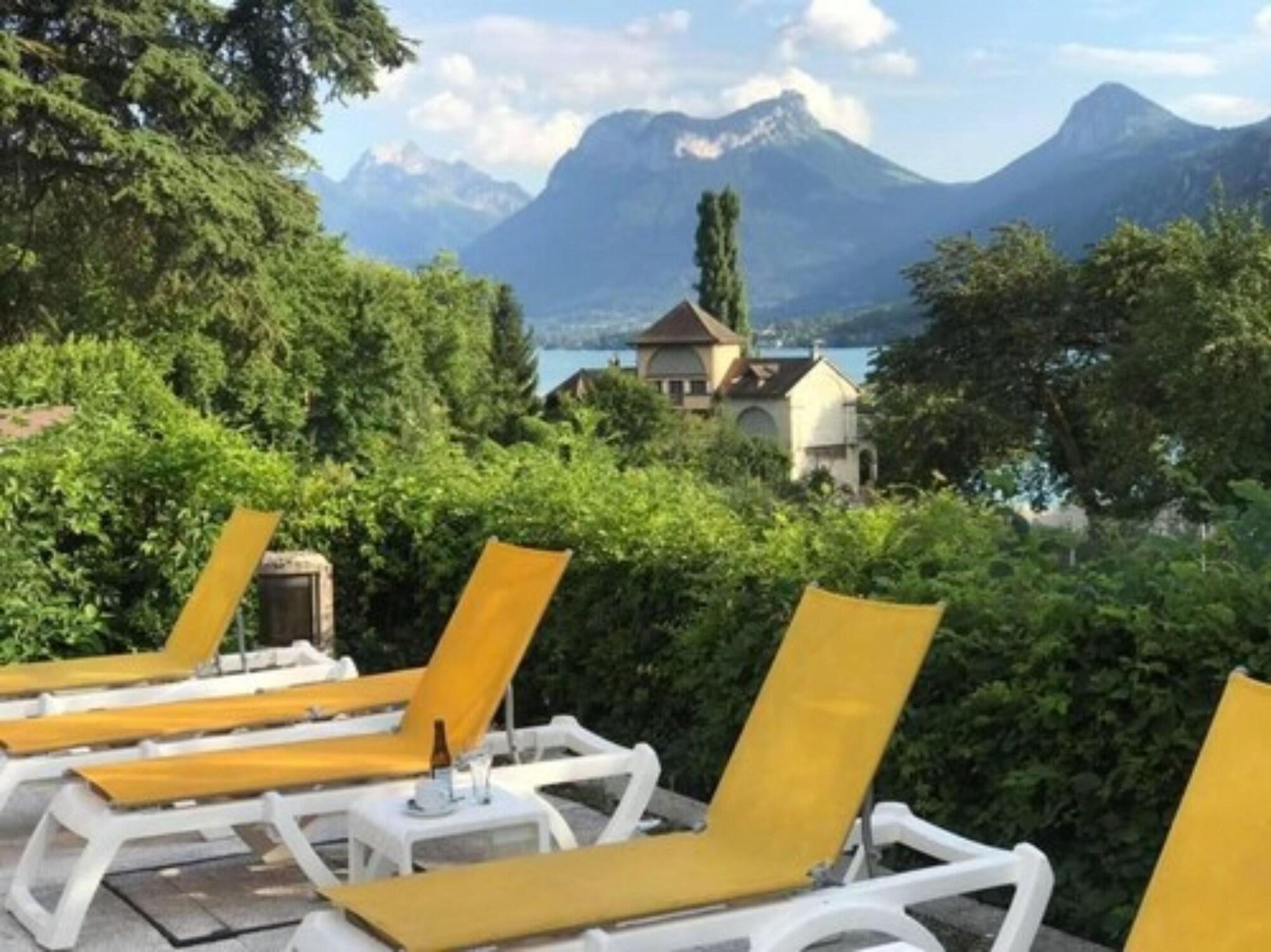 Varios Hotel Du Lac