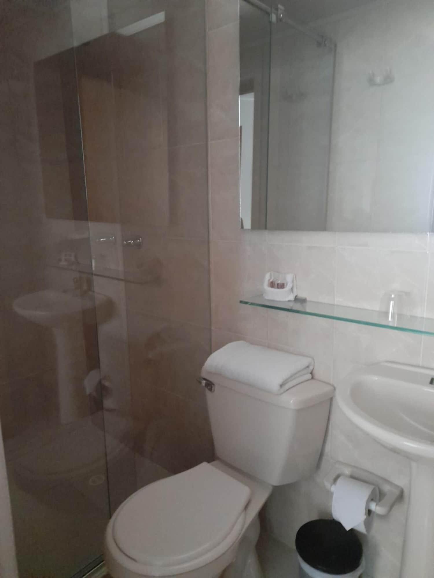 Equipamiento de Habitación Hotel Confort Bogotá