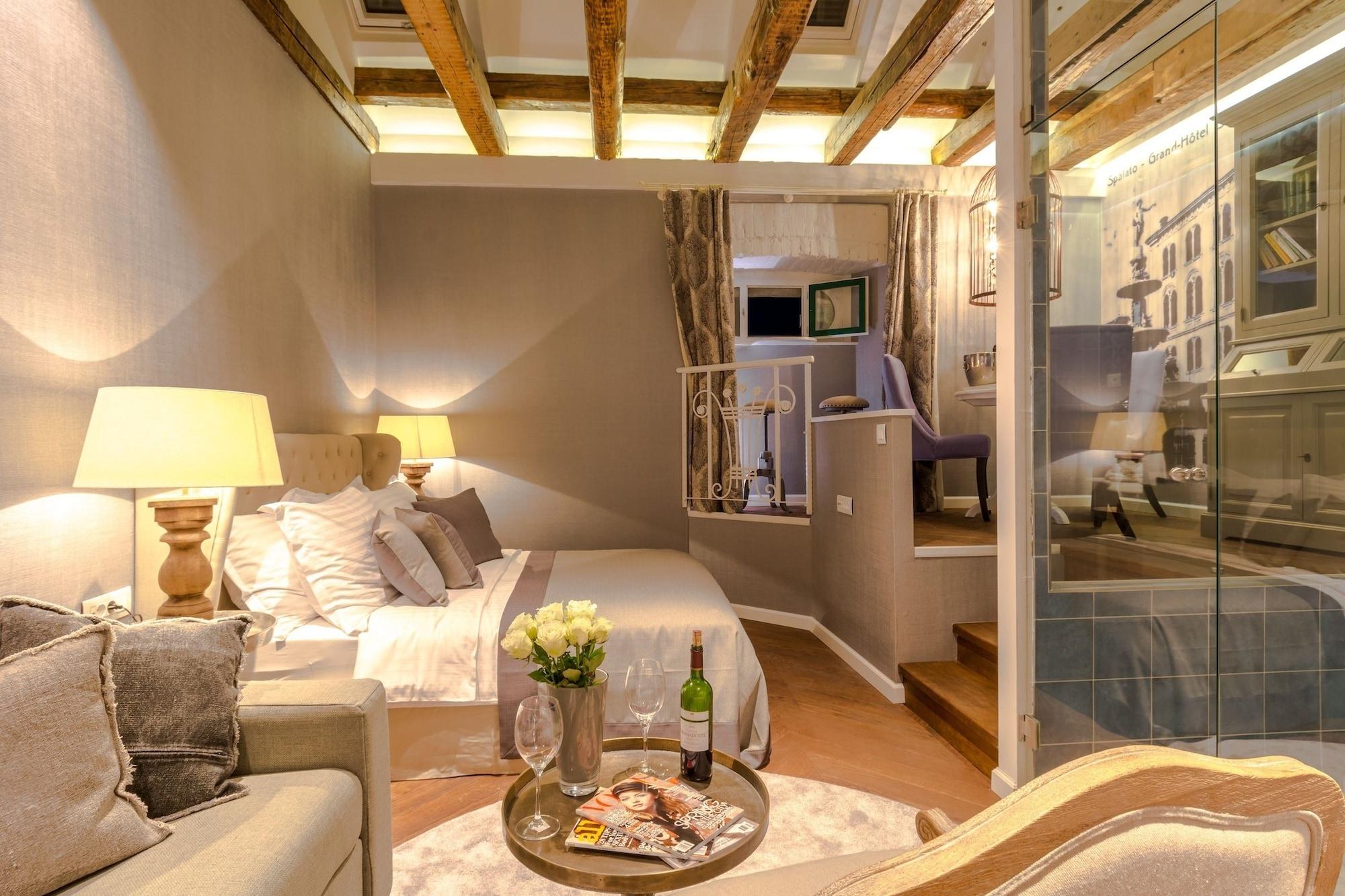 Comodidades del Alojamiento Procurator 7 Luxury Rooms