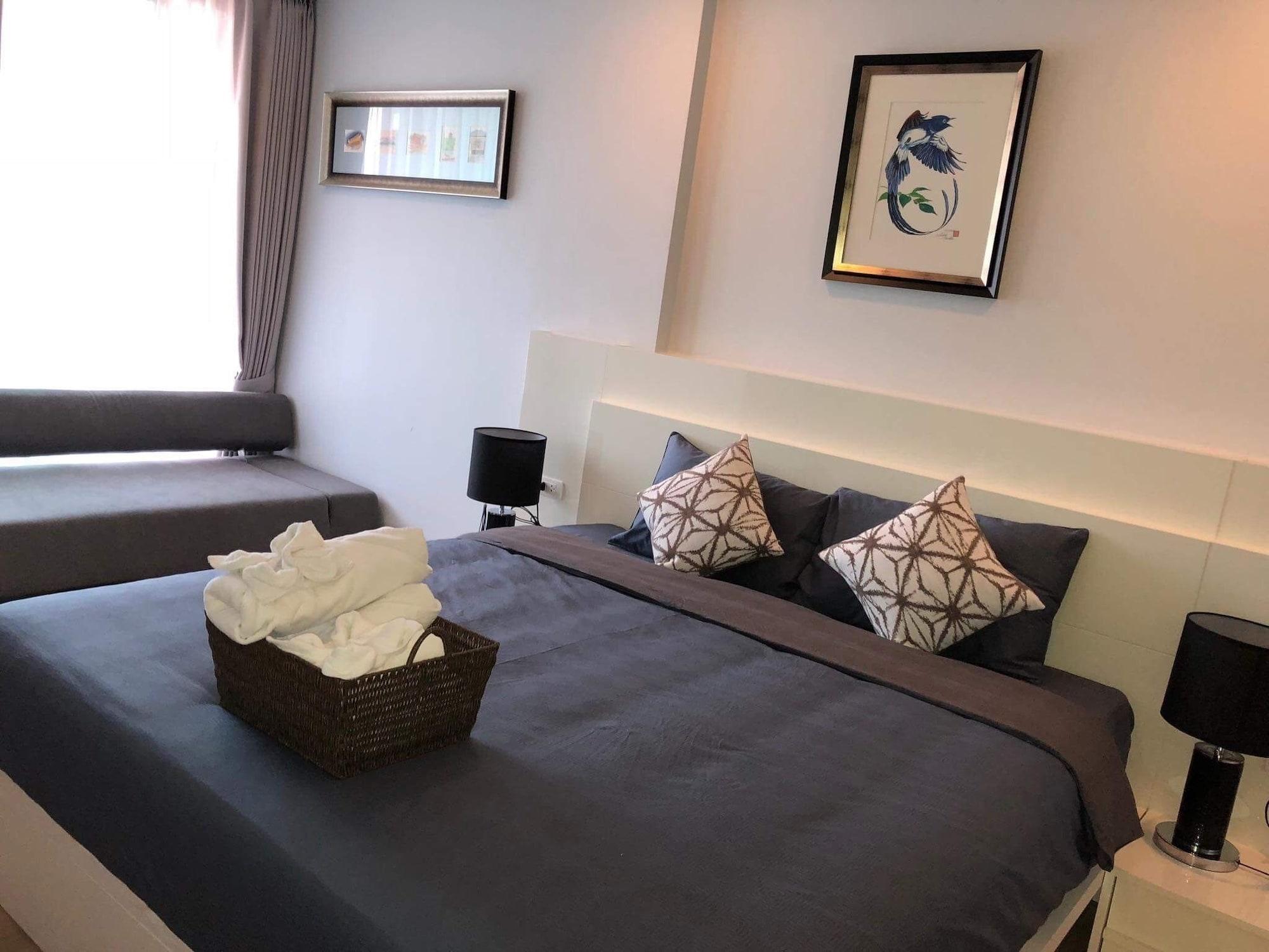 Habitación The Astra Condo