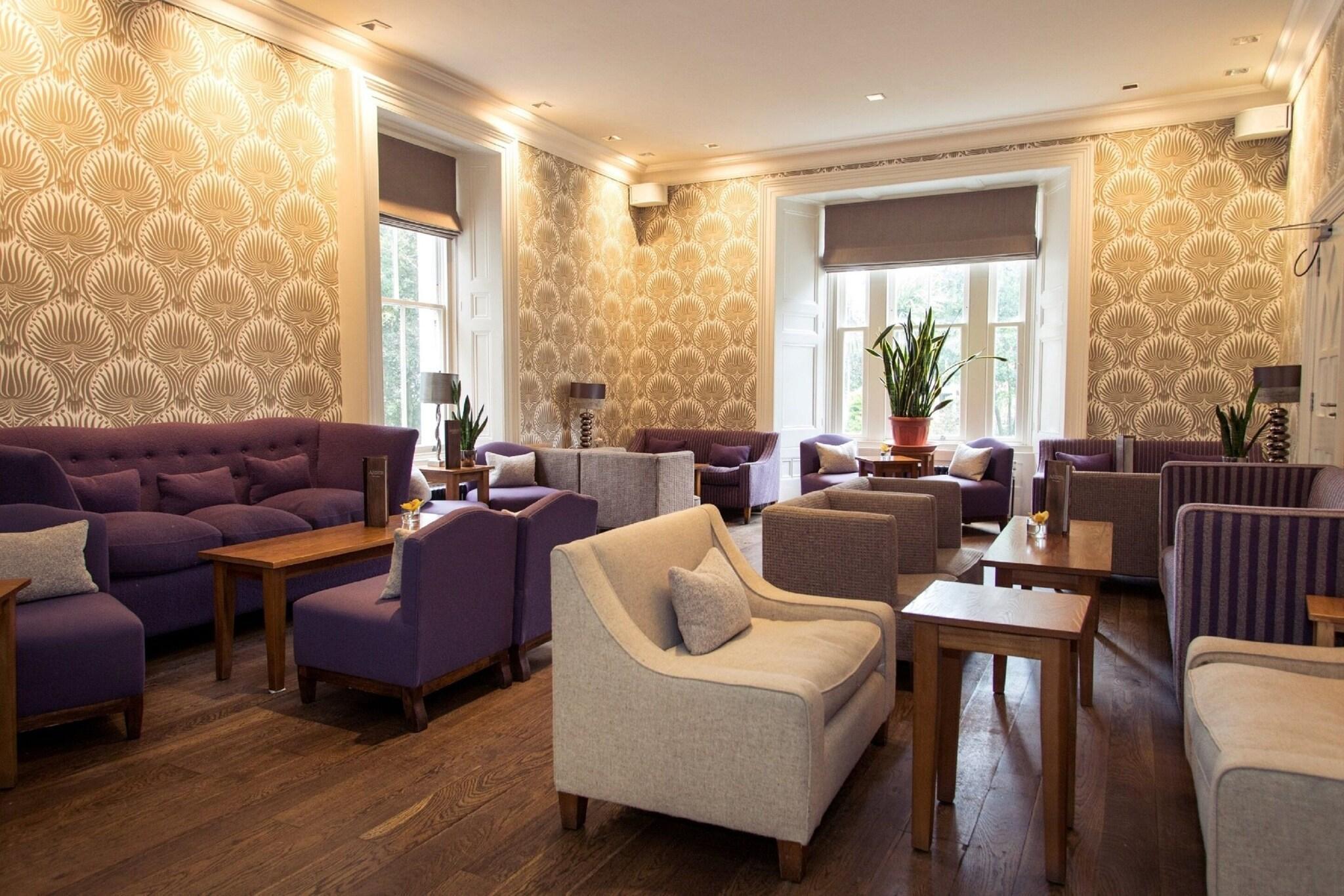 Bar/Salón The Green House