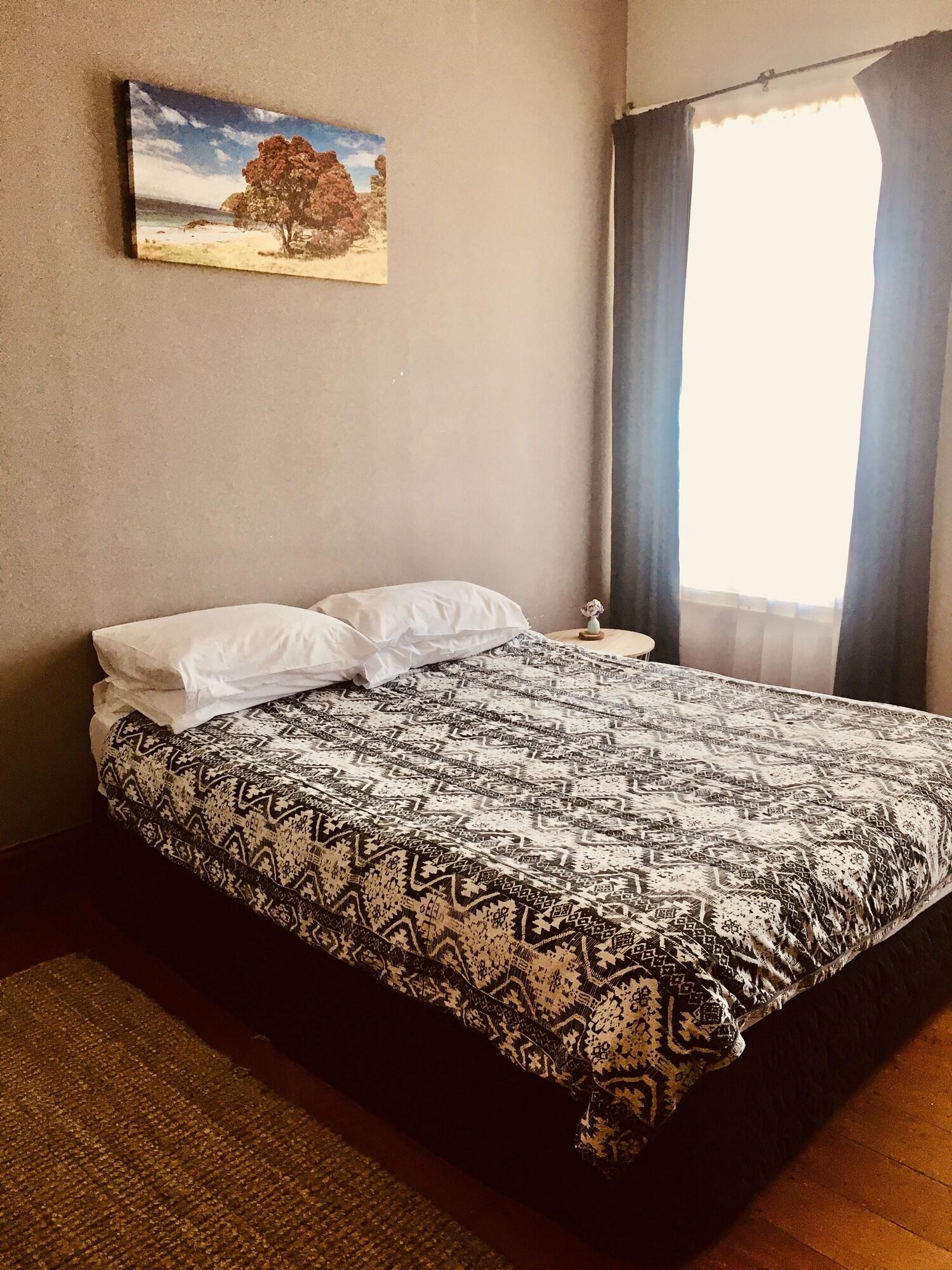 Vista Lobby Raglan Harbour View Hotel