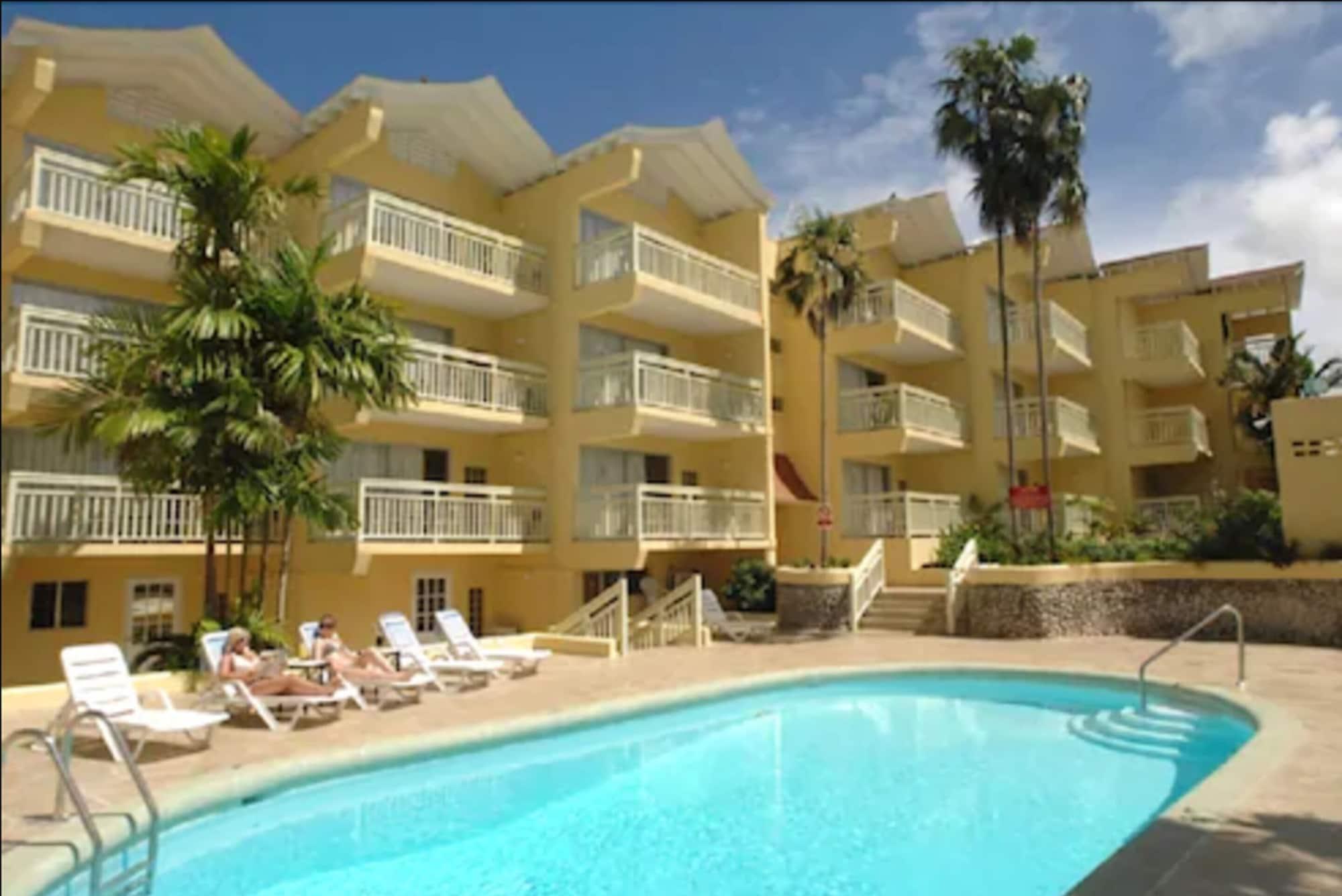 Varios Golden Sands Hotel