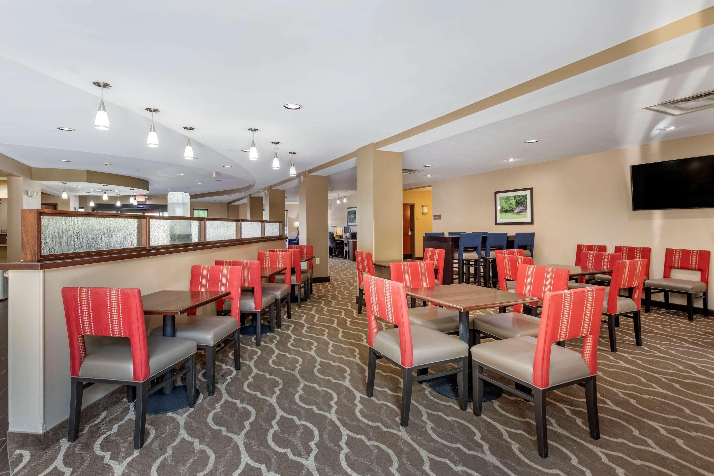 Restaurant Comfort Suites Nashville Manchester