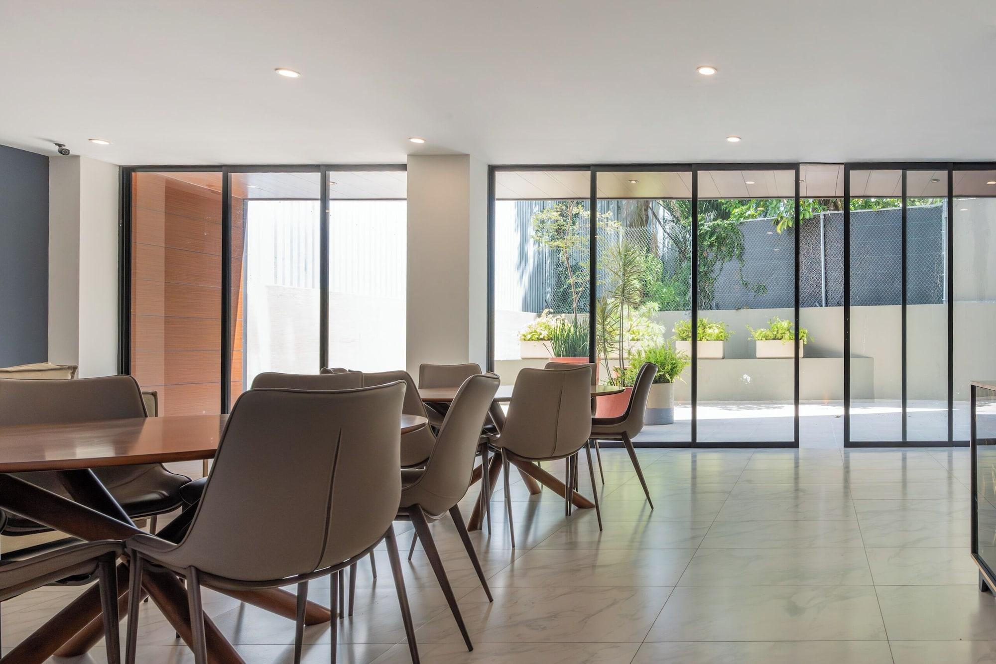 Vista Lobby Dream Haus Guadalajara Country Club