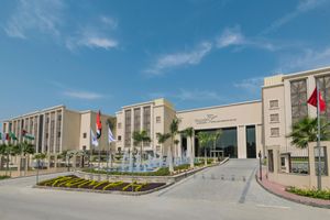 Alojamiento - Triumph Luxury Hotel