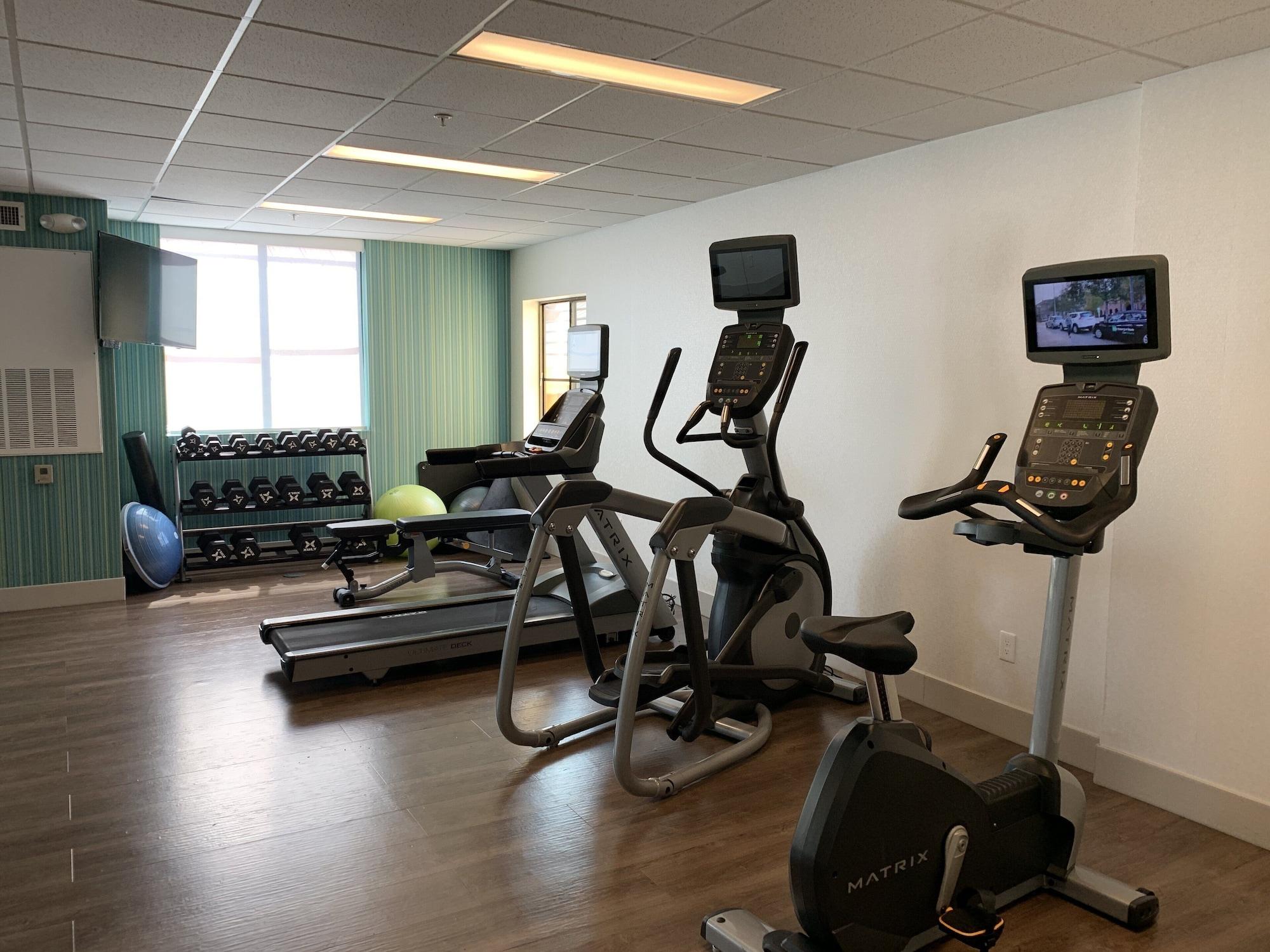 Gimnasio Holiday Inn Express Hotel & Suites El Dorado Hills by IHG