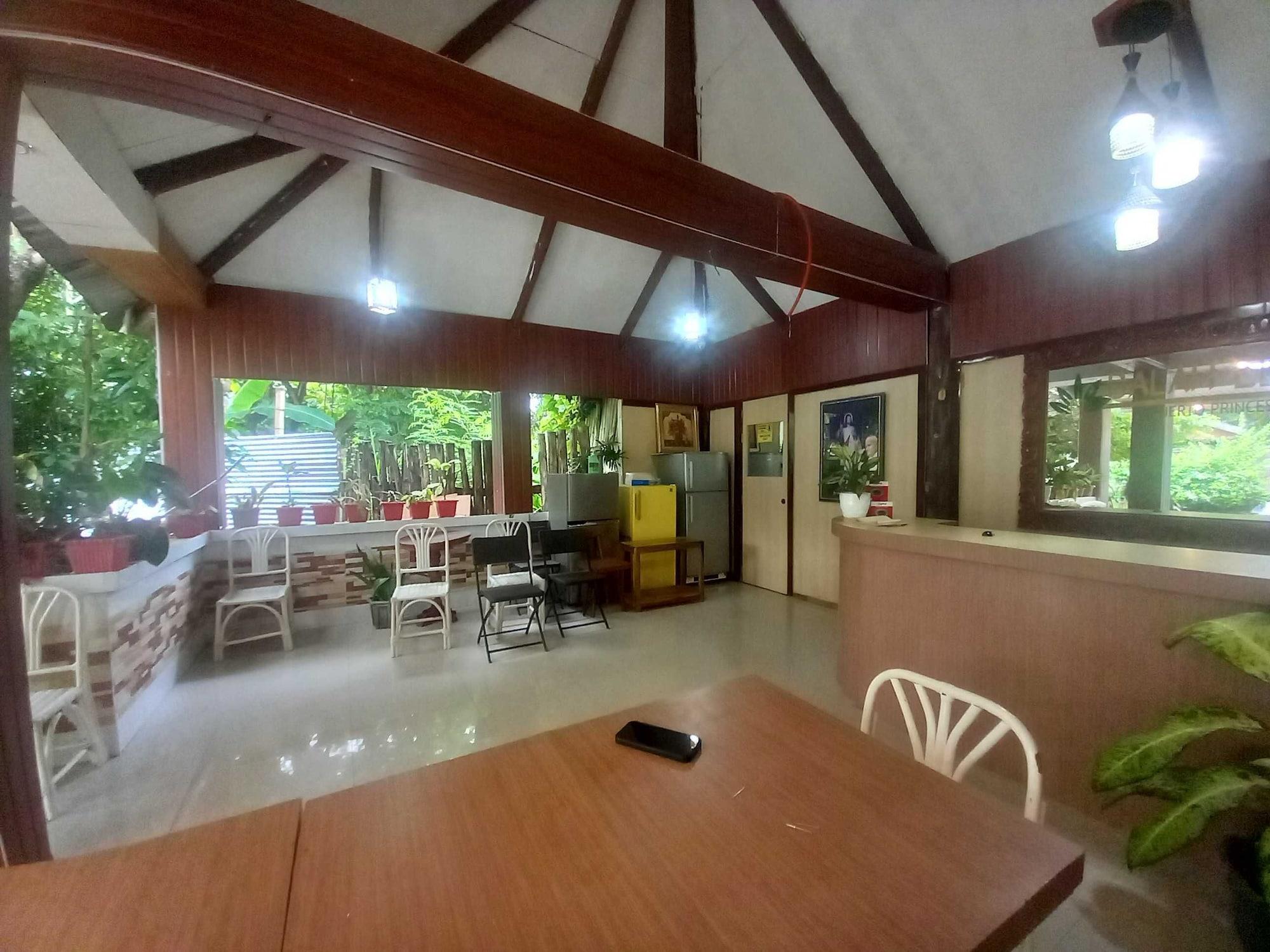 Vista Lobby Casa Felicisima Inn