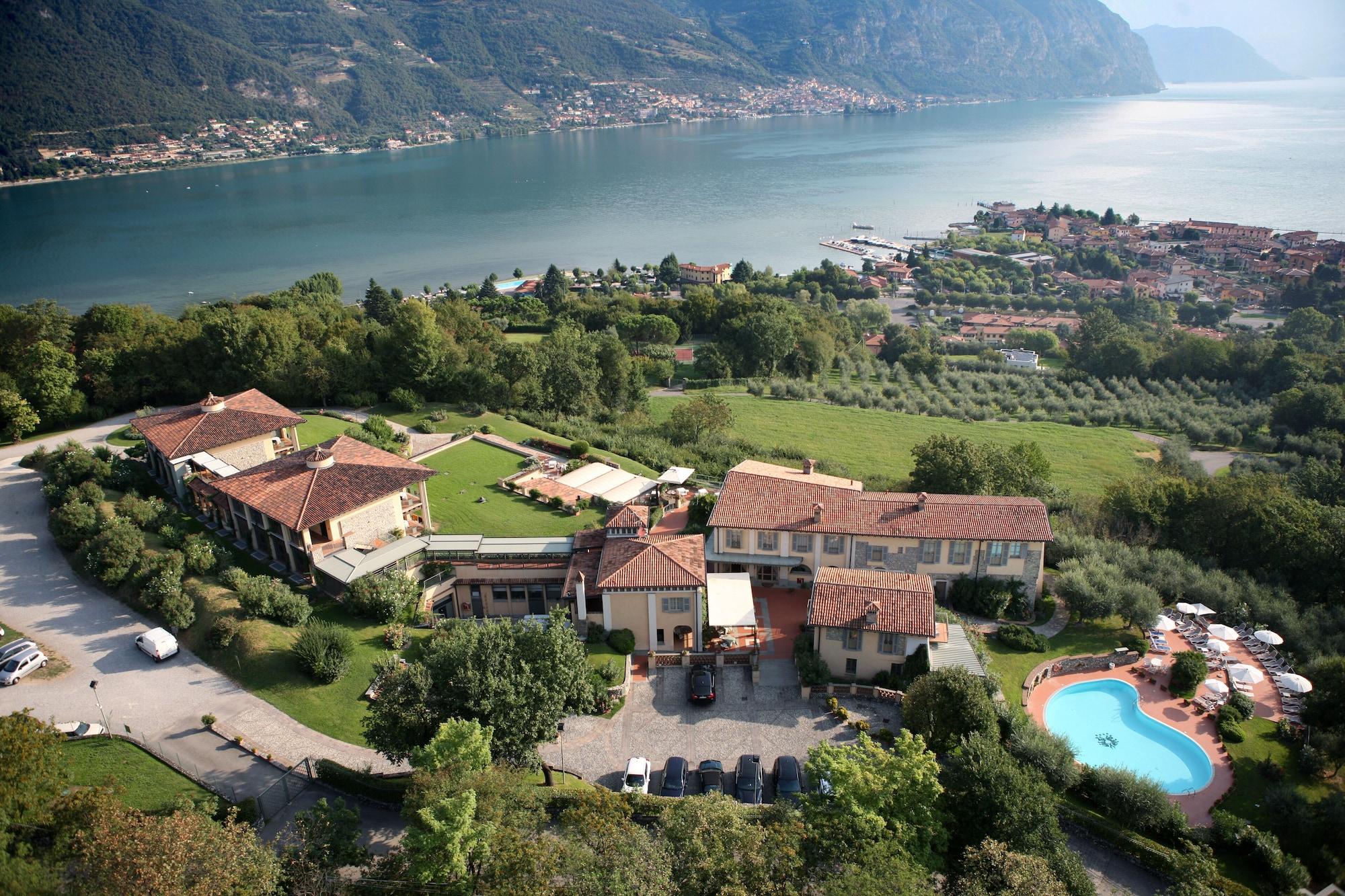 Vista Exterior Romantik Hotel Relais Mirabella Iseo