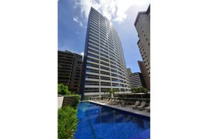 Alquiler Vacacional - Edificio de concepto plano con hermosa vista al mar.
