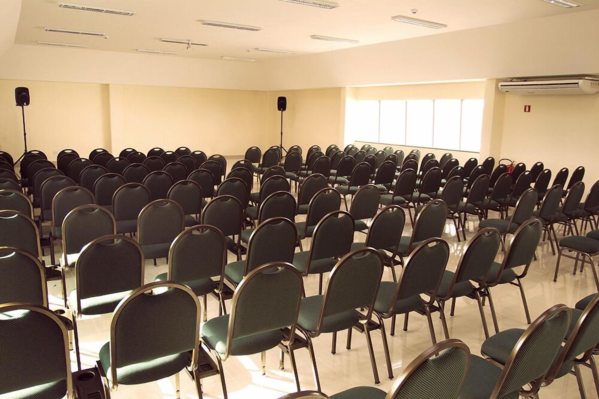 Sala de Reuniones Hotel Sollievo