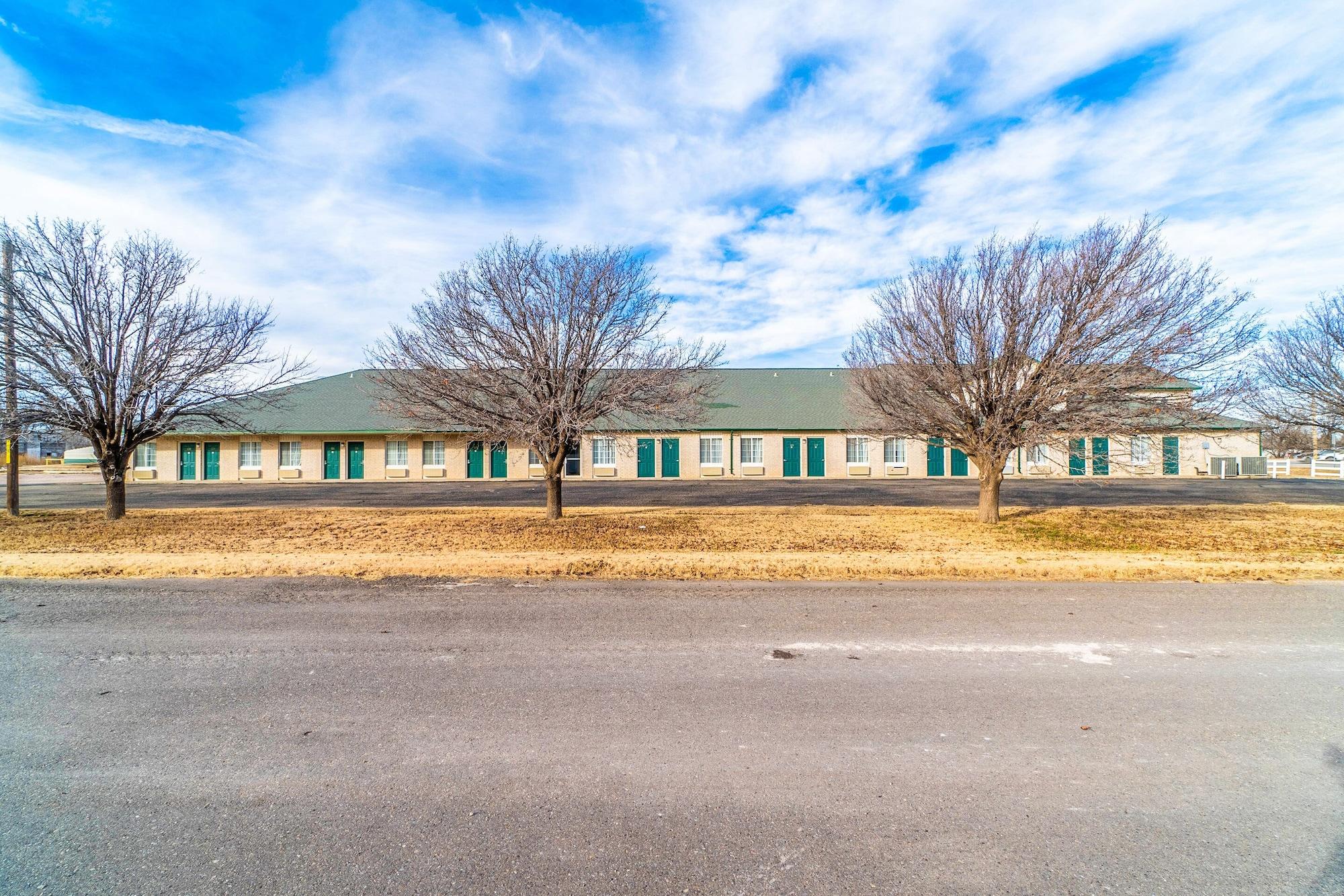 Comodidades del Alojamiento HomeTown Inn By OYO Texhoma, OK