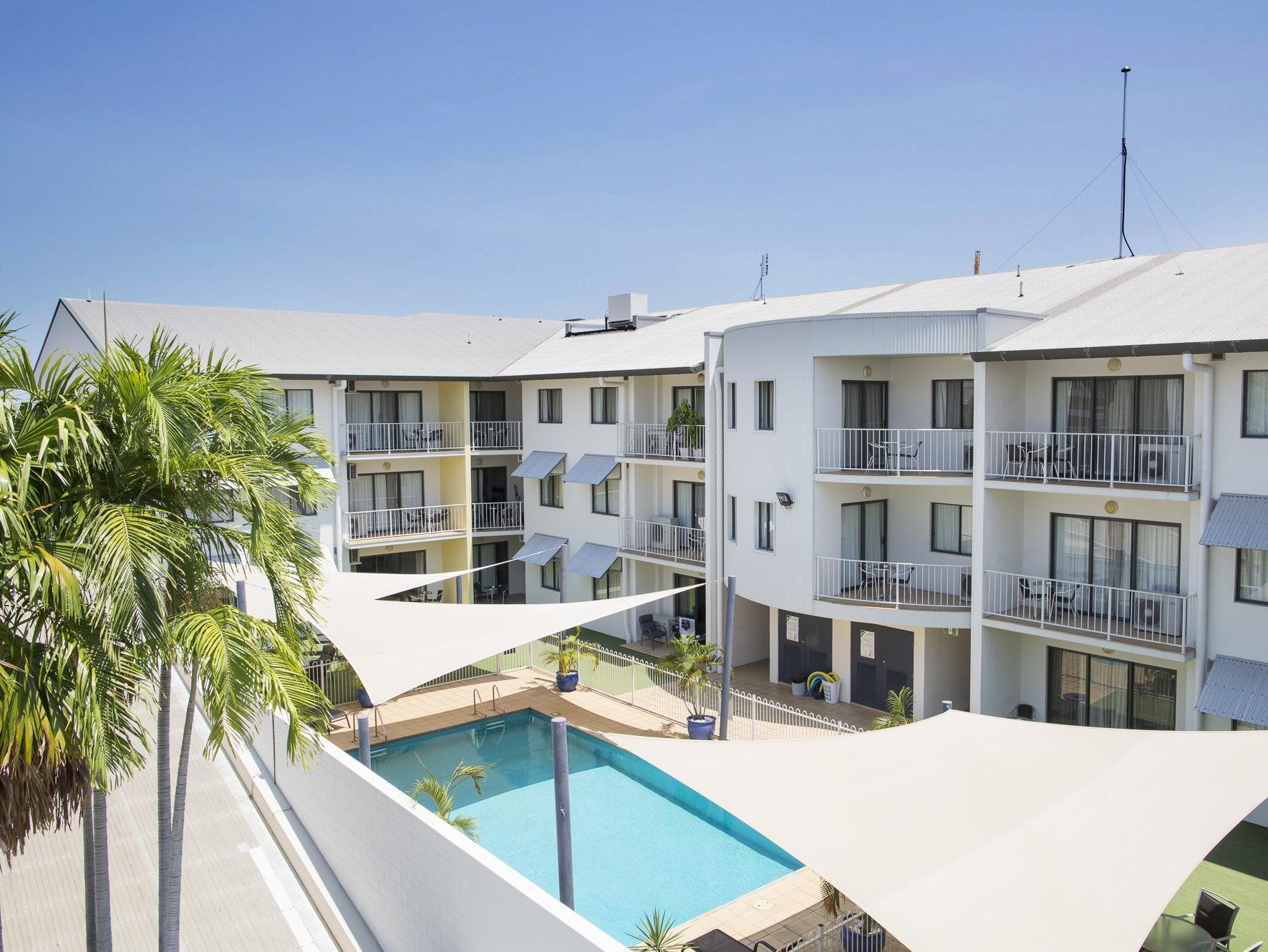 Vista Exterior Metro Advance Apartments & Hotel, Darwin