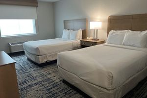 Alojamiento - Riverside Hotel