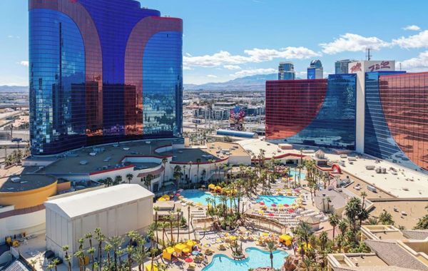 Masquerade Tower at Rio Hotel & Casino - Hoteles en Las Vegas, Nevada