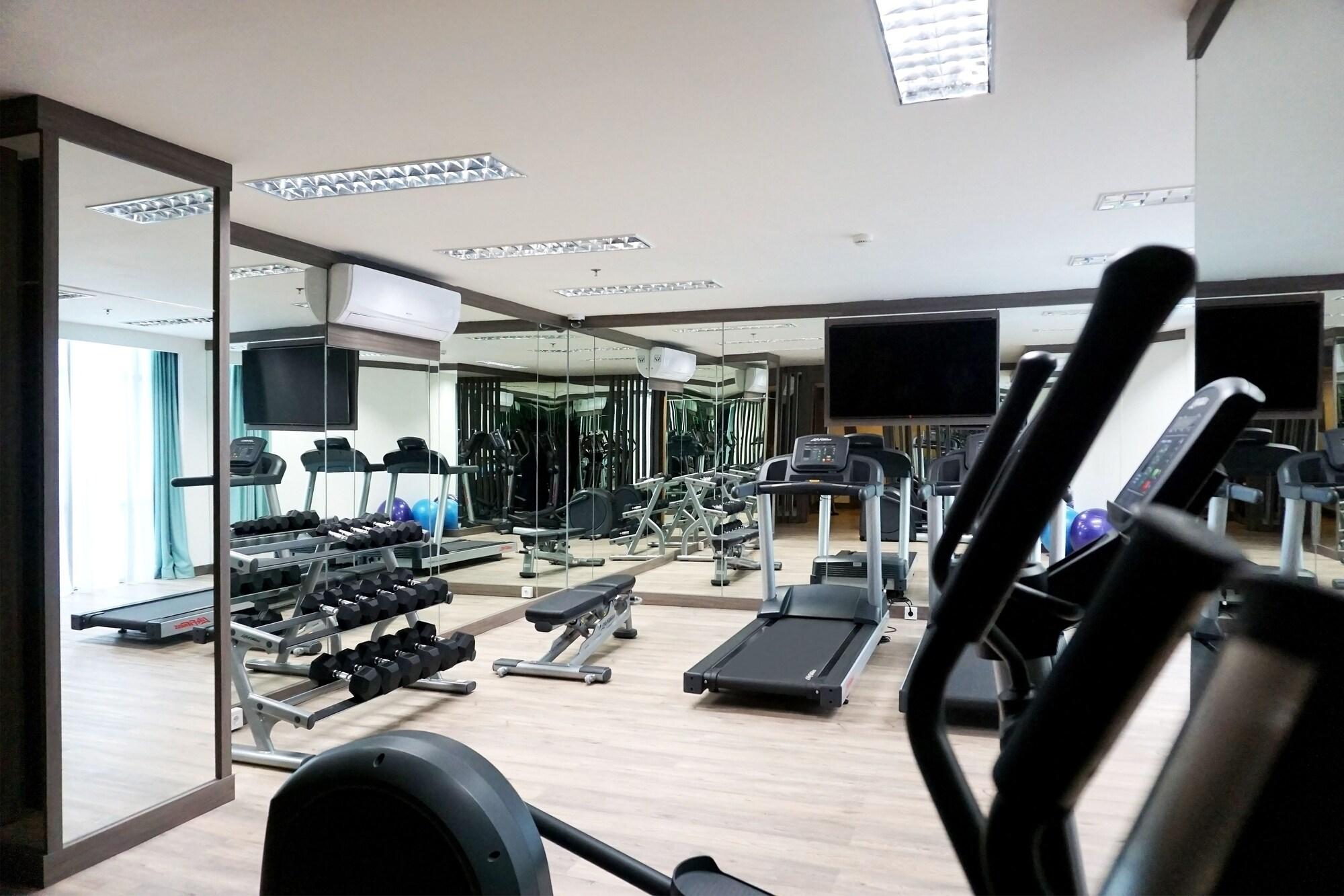 Gimnasio Fairfield by Marriott Belitung