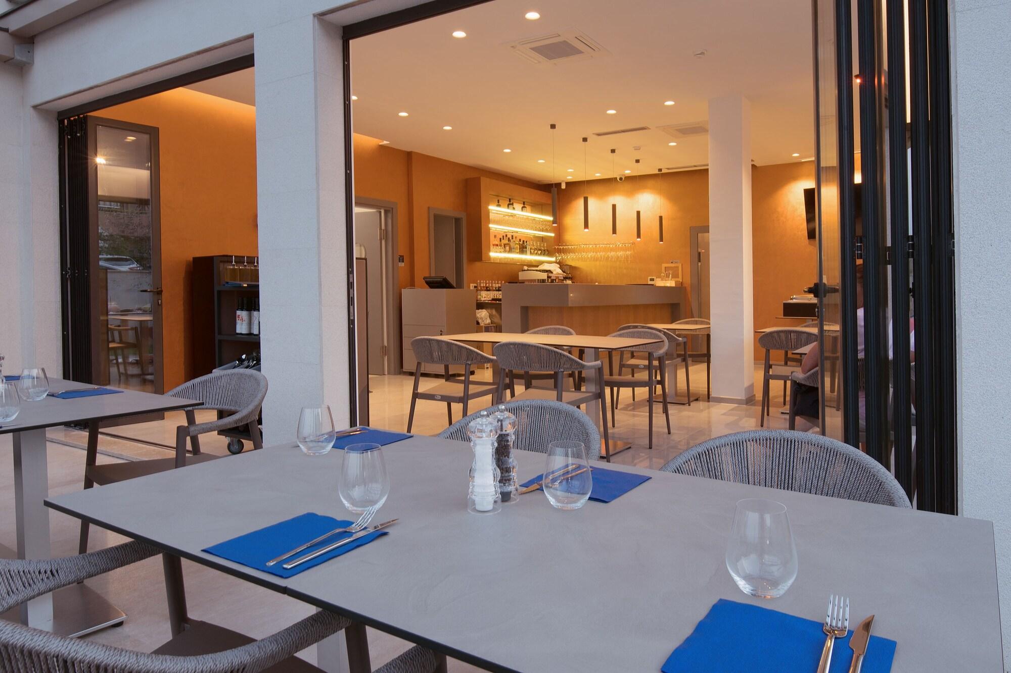 Restaurant Aparthotel Punta Blu