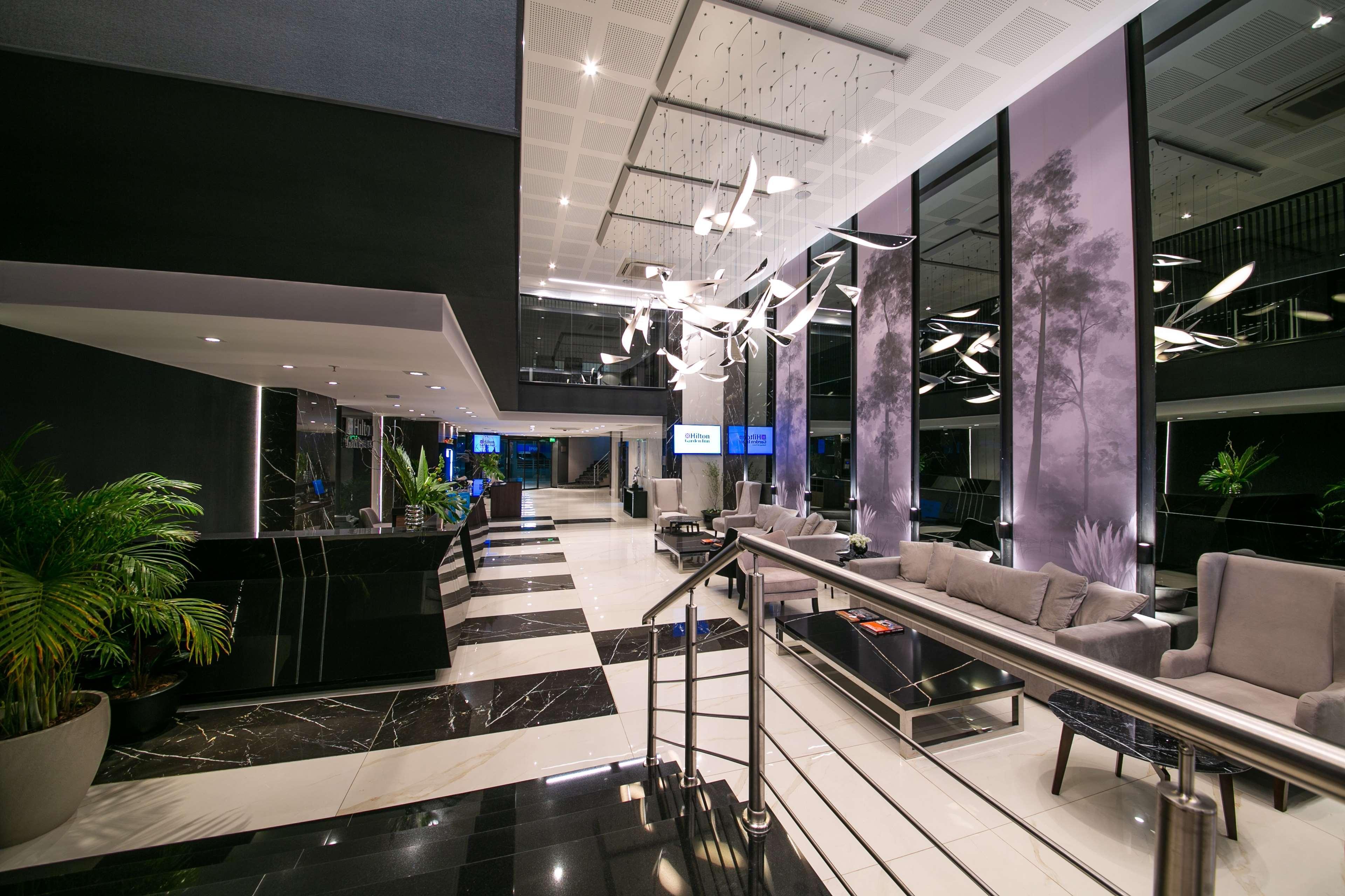 Vista Lobby Hilton Garden Inn Santiago del Estero