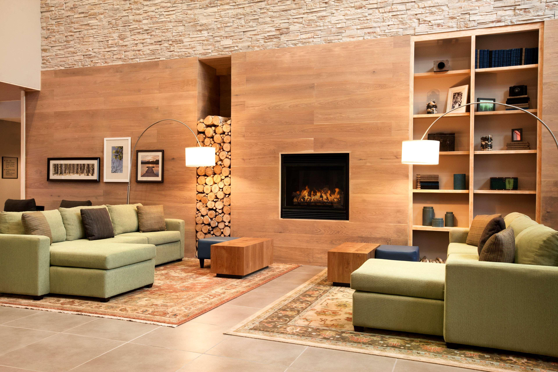 Vista Lobby Country Inn & Suites by Radisson, Enid, OK