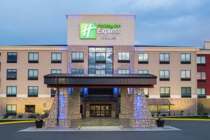 Alojamiento - Holiday Inn Express Hotel & Suites Bismarck by IHG