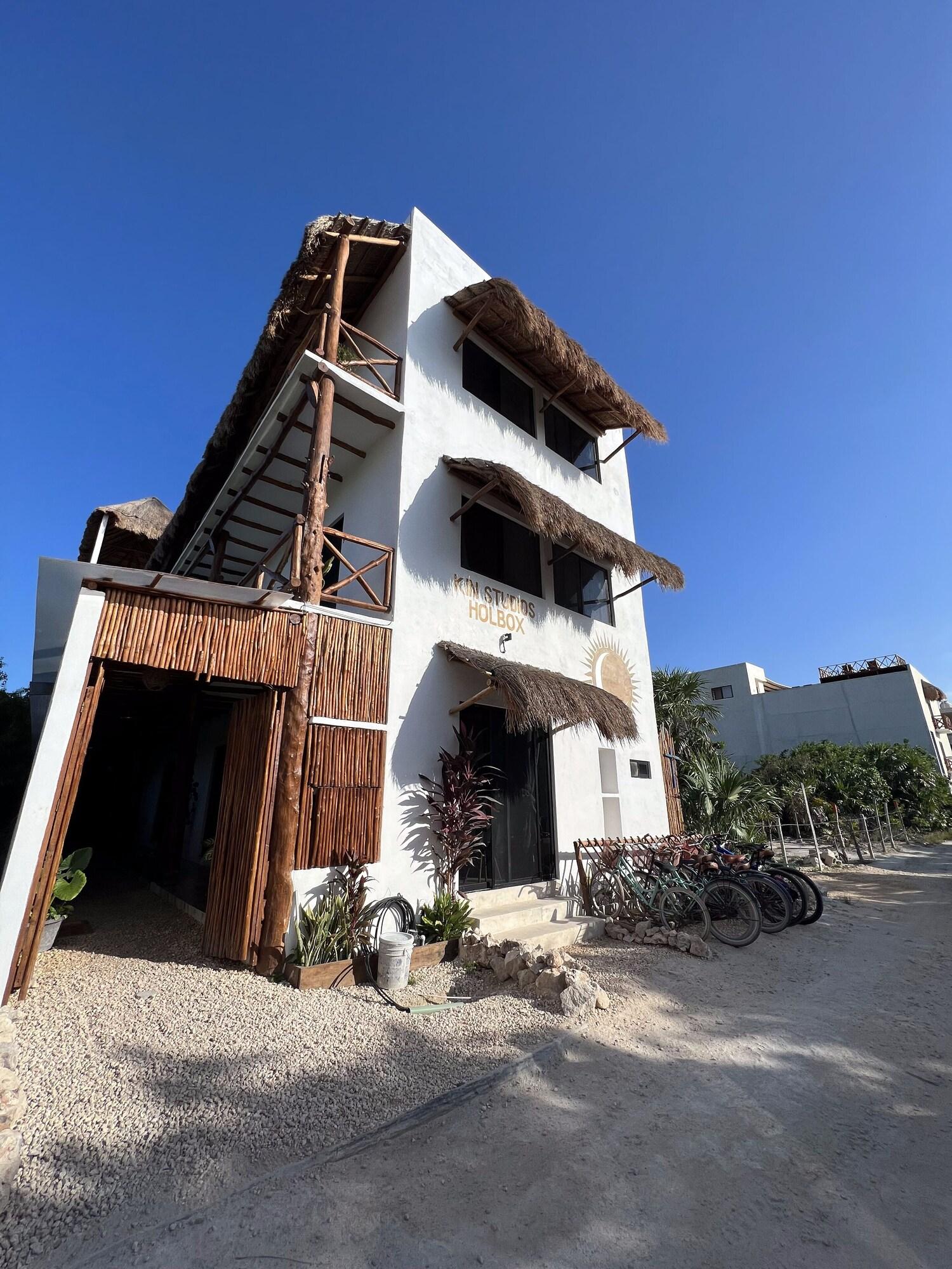 Varios Kin Studios Holbox