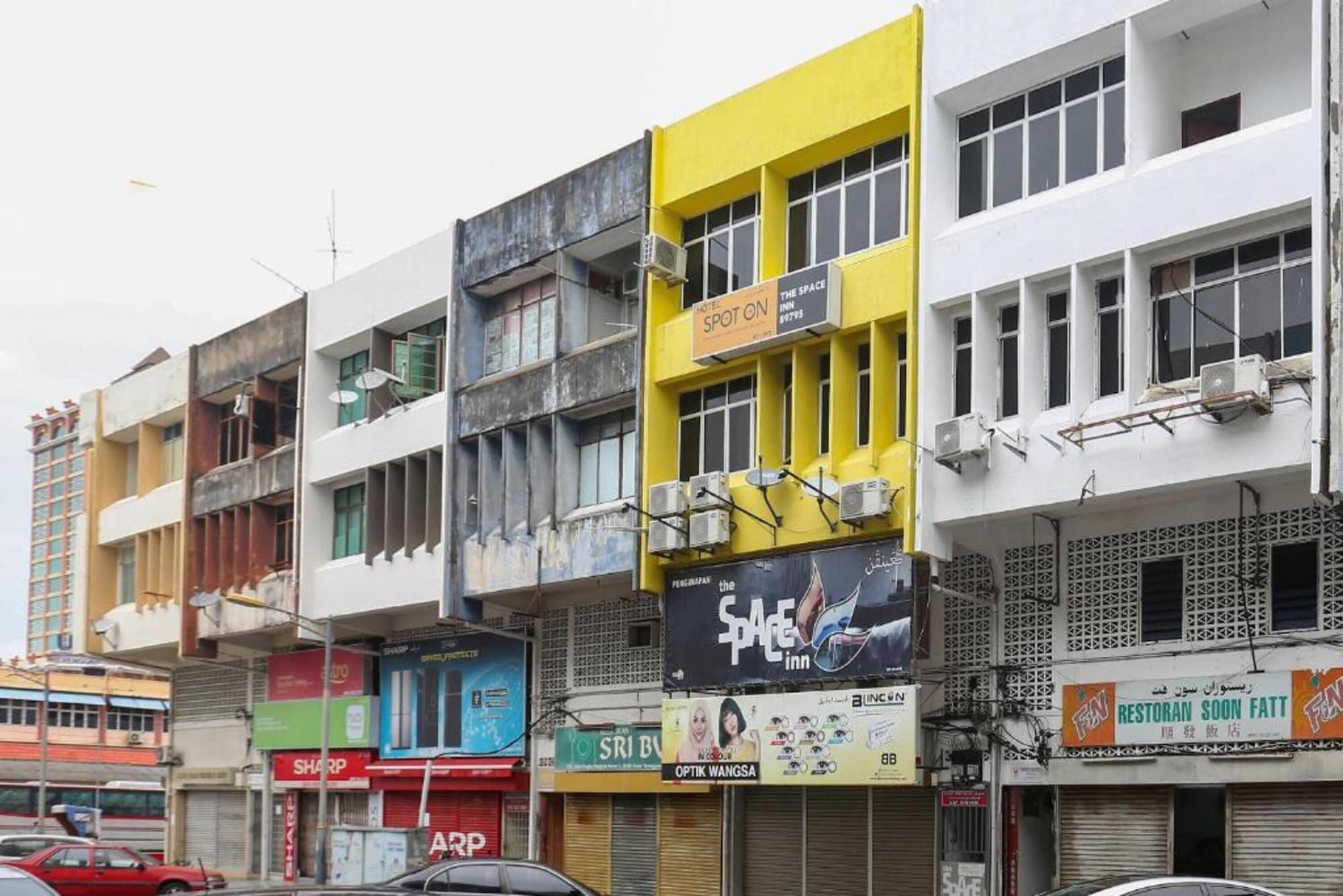 Vista Exterior Hotel O The Space Inn