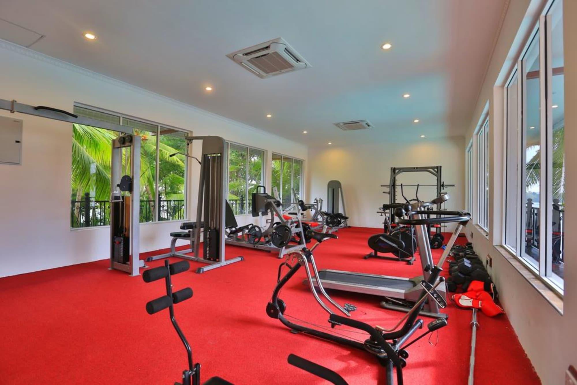 Gimnasio Centauria Lake Resort