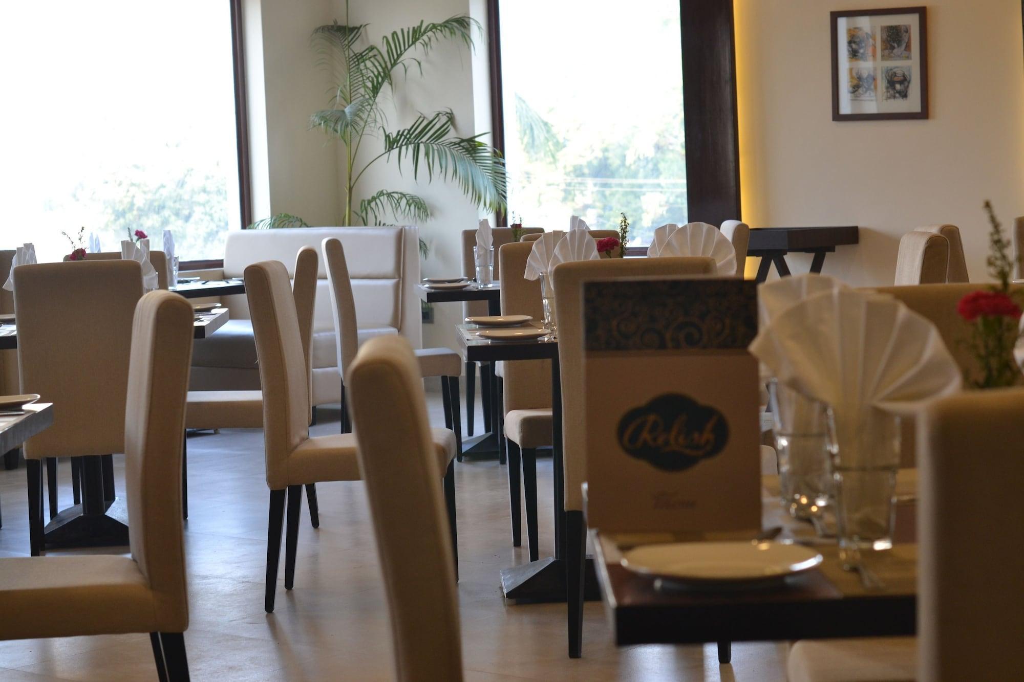 Restaurant The Legend Hotel