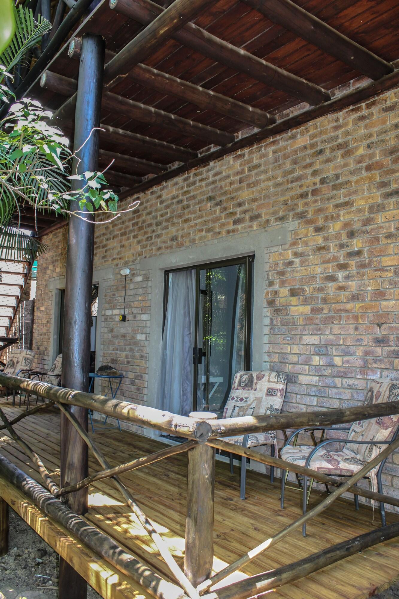 Vista Exterior HomeBase Kruger - Hostel