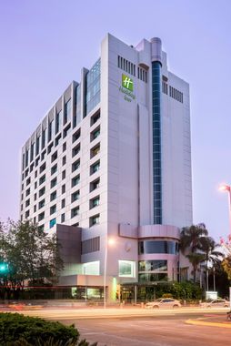 Holiday Inn Select - Guadalajara by IHG - Hoteles 3 estrellas en Guadalajara, Jalisco