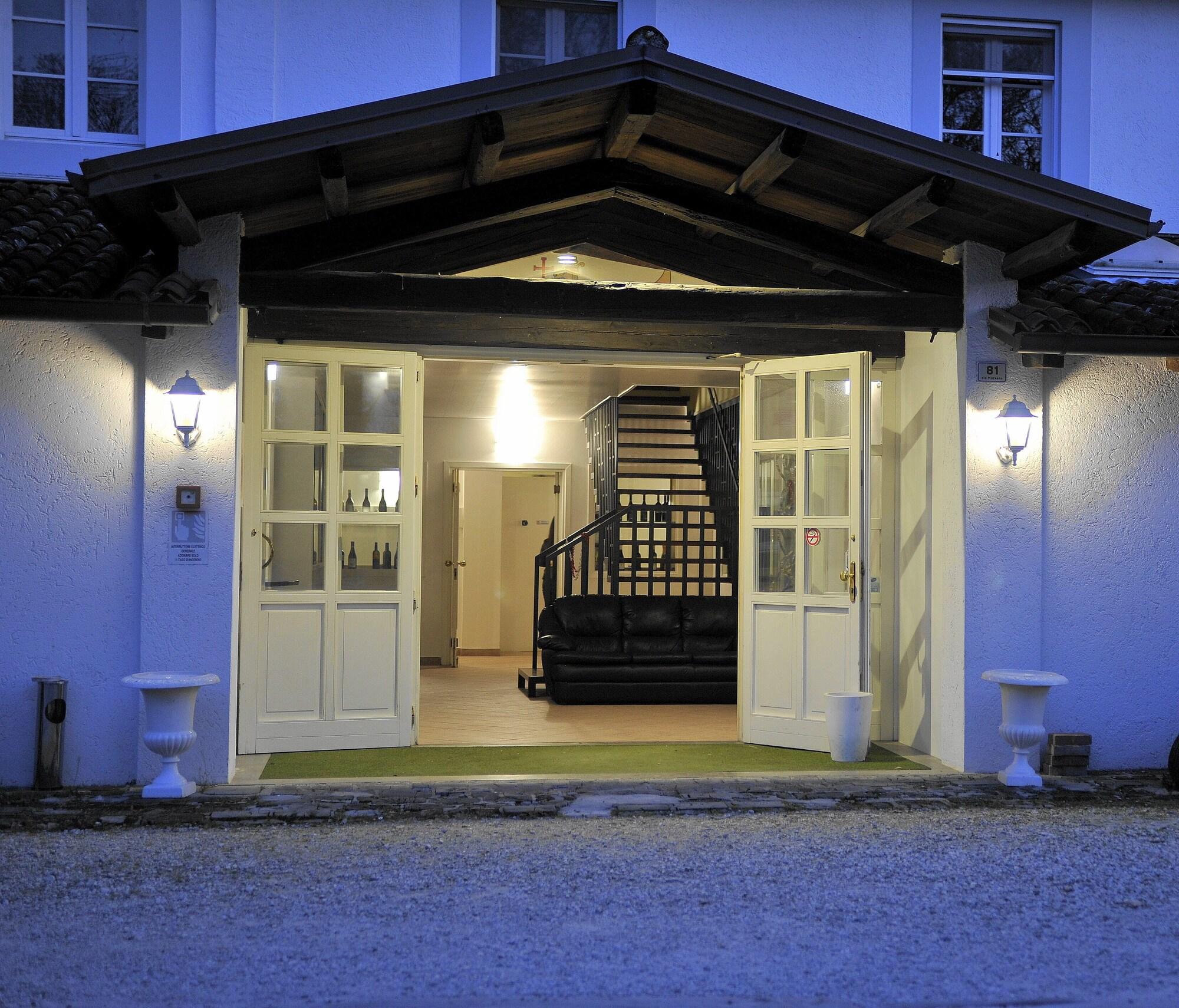 Varios HOTEL VILLA MABULTON 2.0