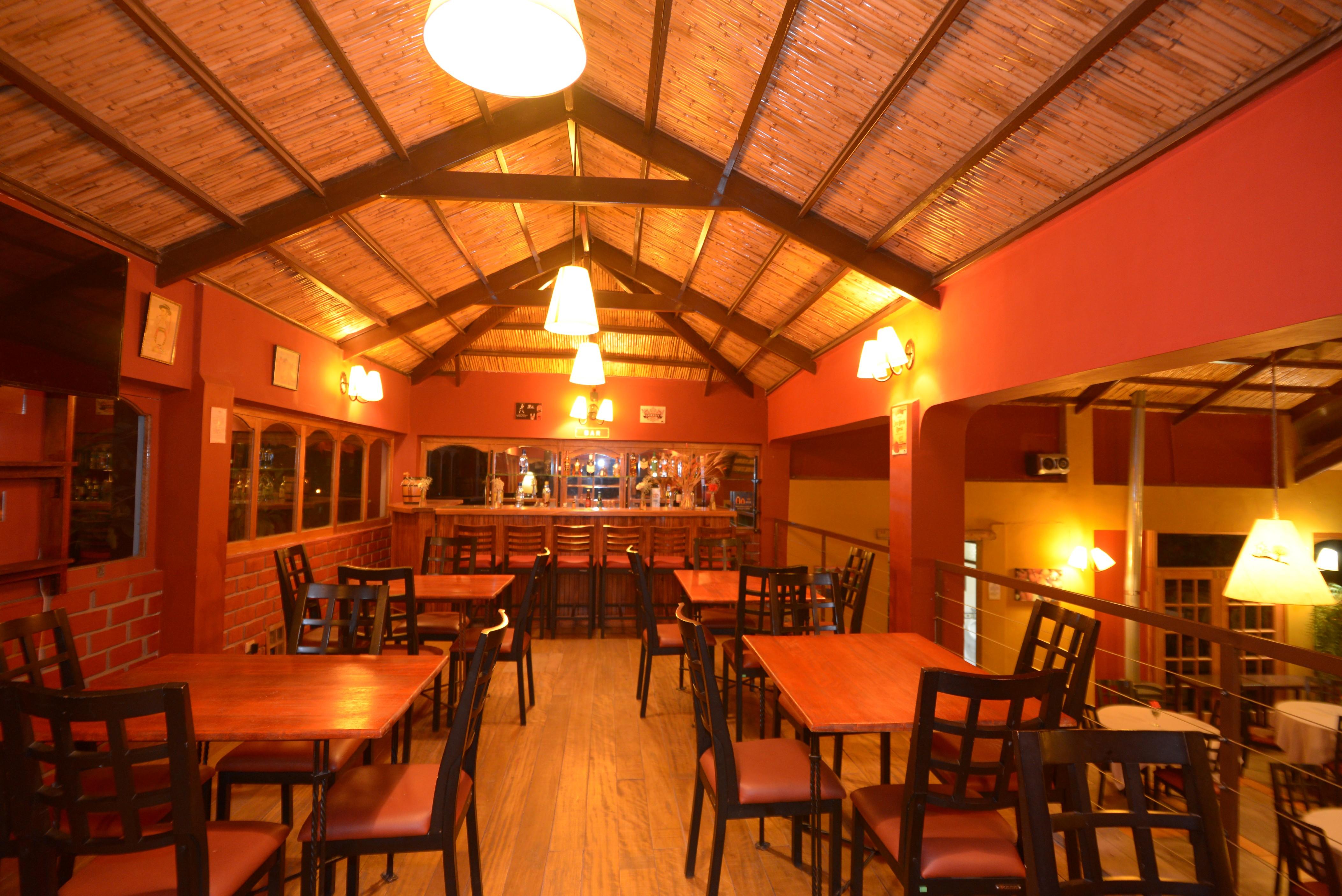 Bar/Salón Pisonay Pueblo