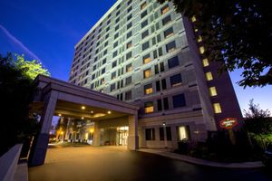 Alojamiento - Hampton Inn NY-JFK