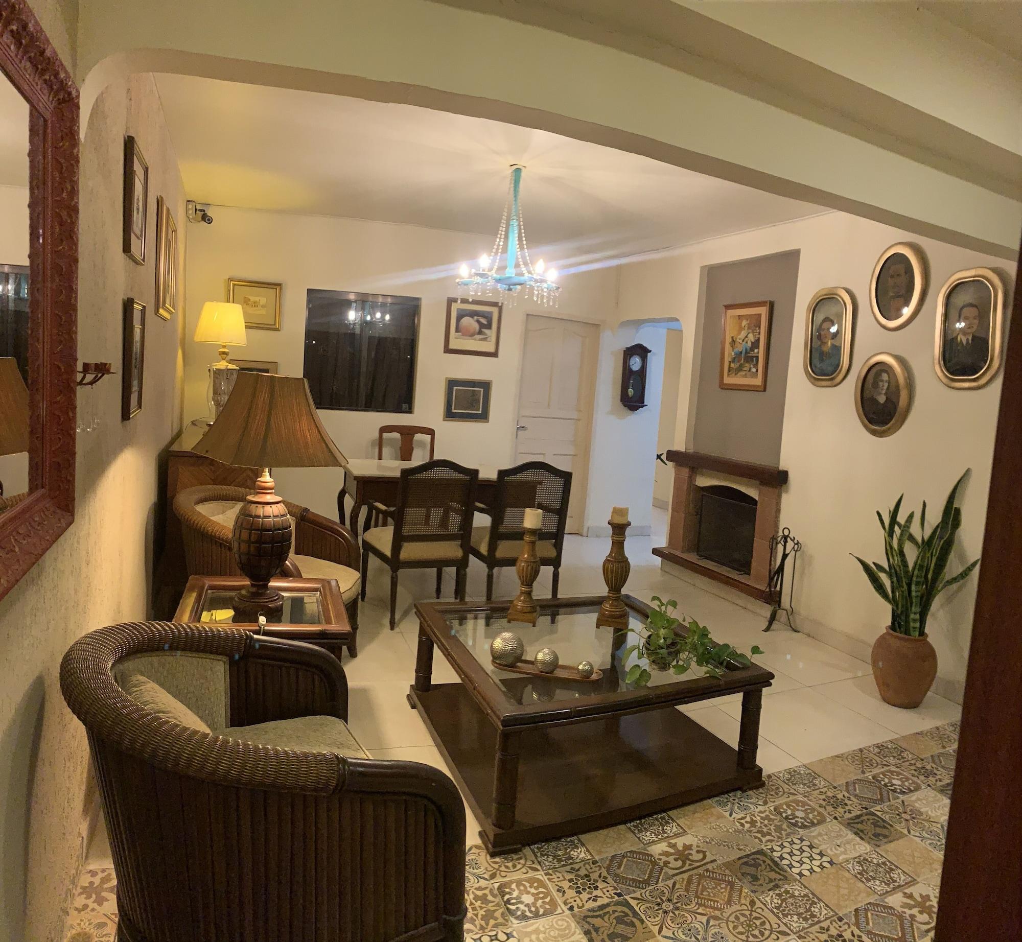 Vista Lobby Villa Fortuna Casa Hotel