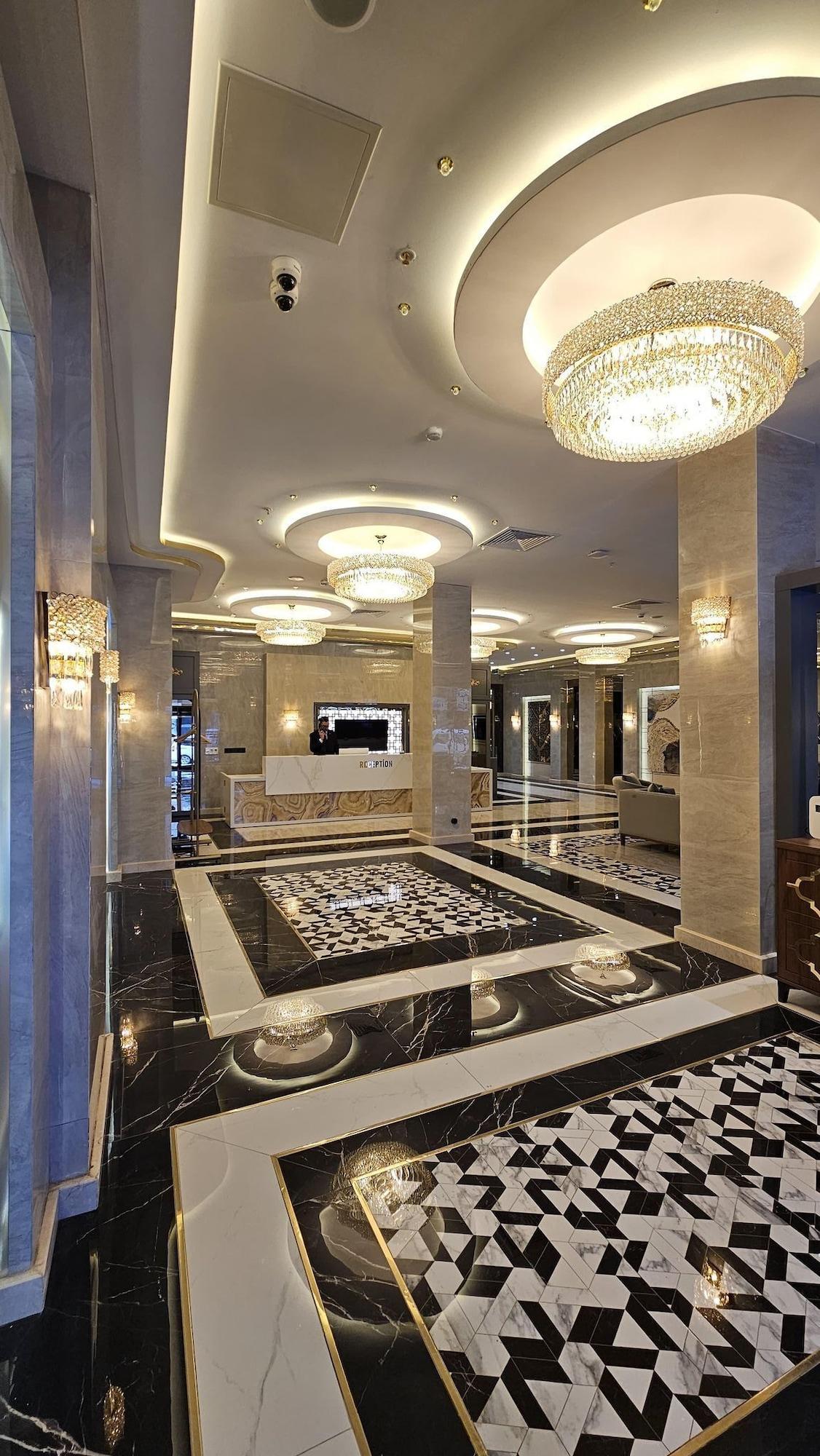 Vista Lobby ROCCİA DOWNTOWN HOTEL