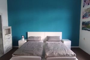 Alquiler Vacacional - Spend the night in a small-town flair vacation apartment with the charm and wit of Kalauer