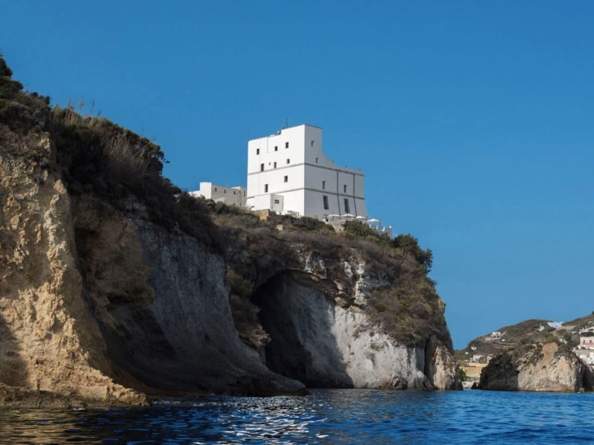 Vista Exterior Hotel Torre dei Borboni