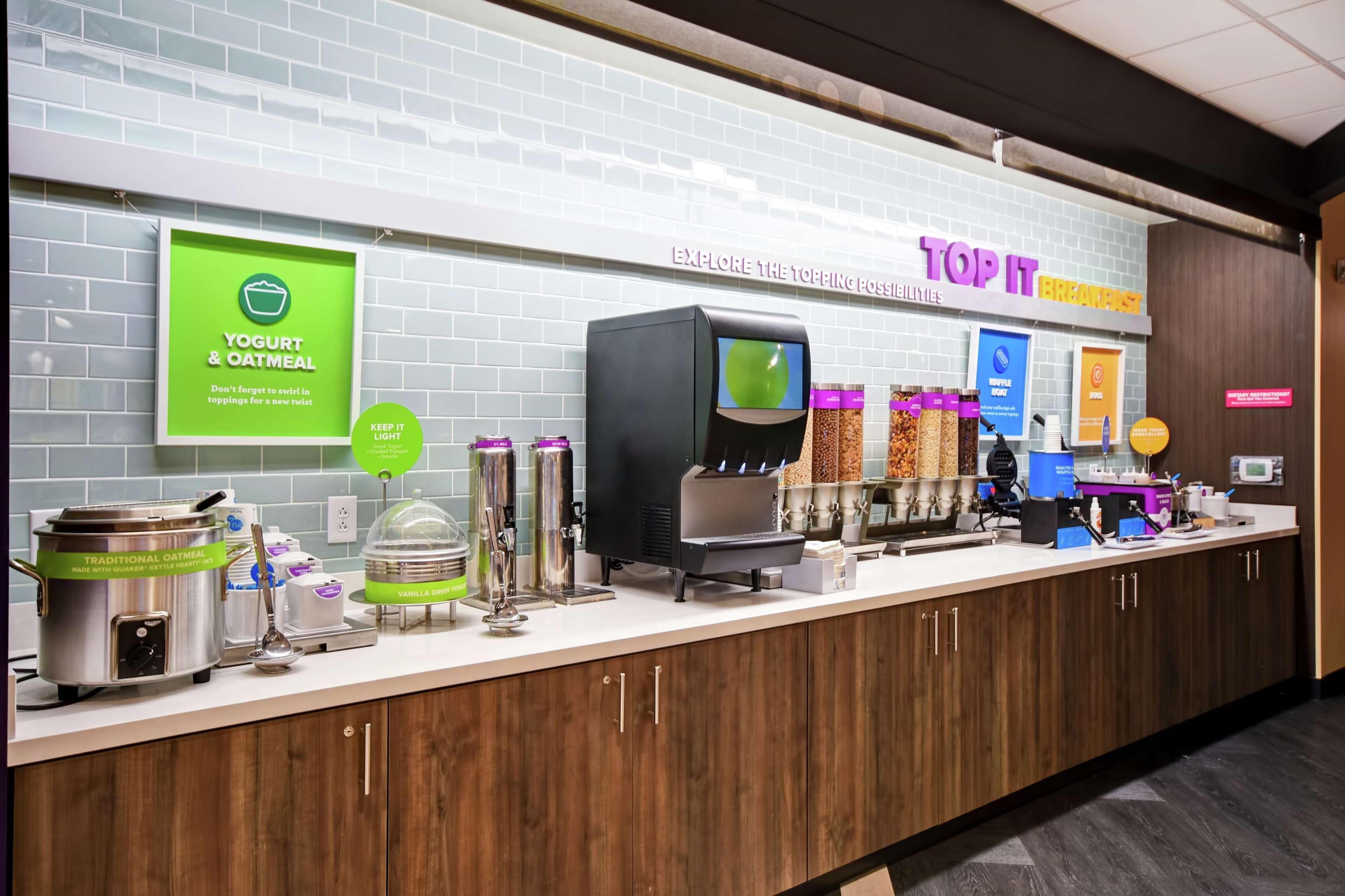 Restaurant Tru by Hilton Smyrna Nashville