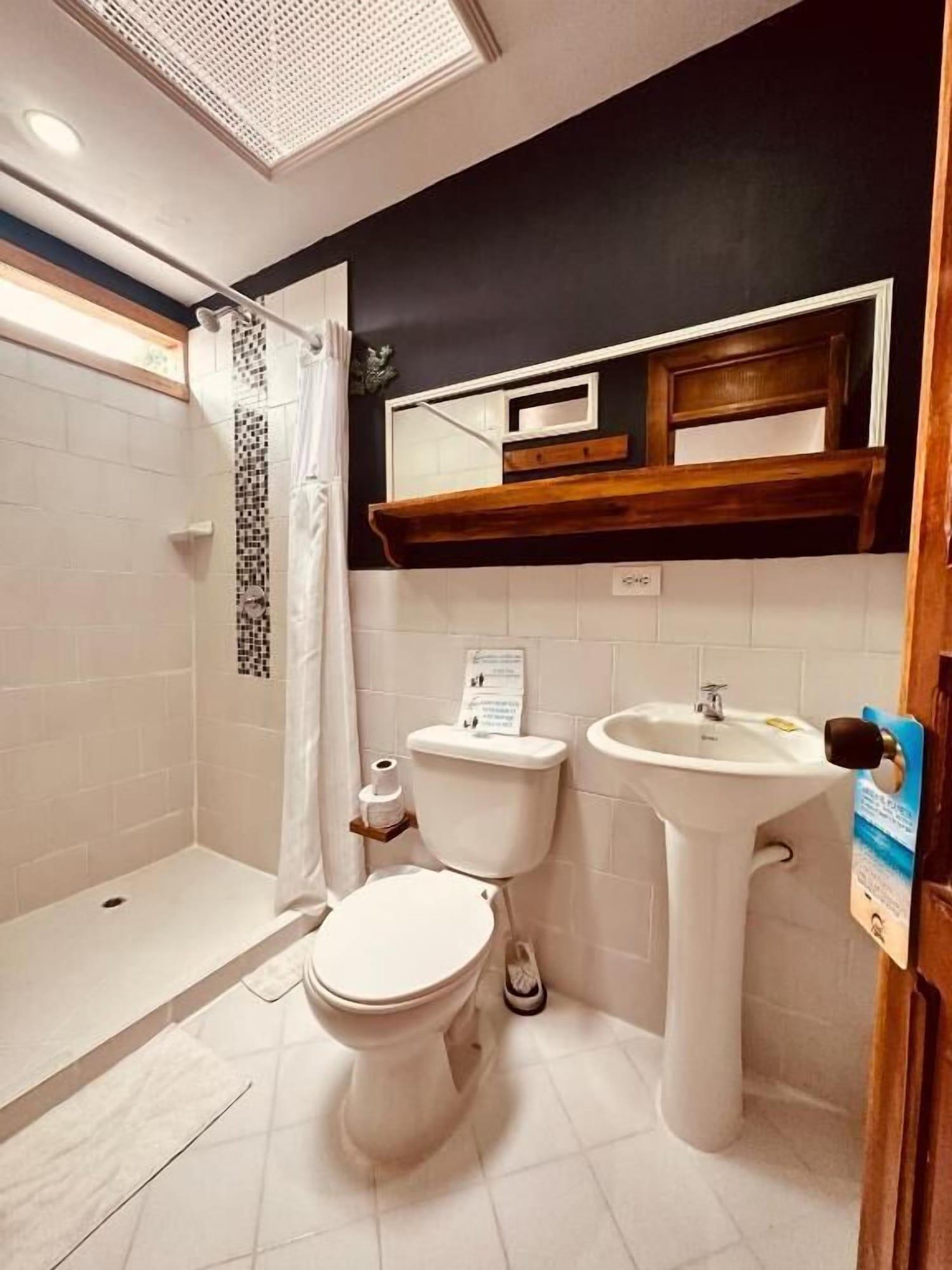 Equipamiento de Habitación Hostal IntiLuna