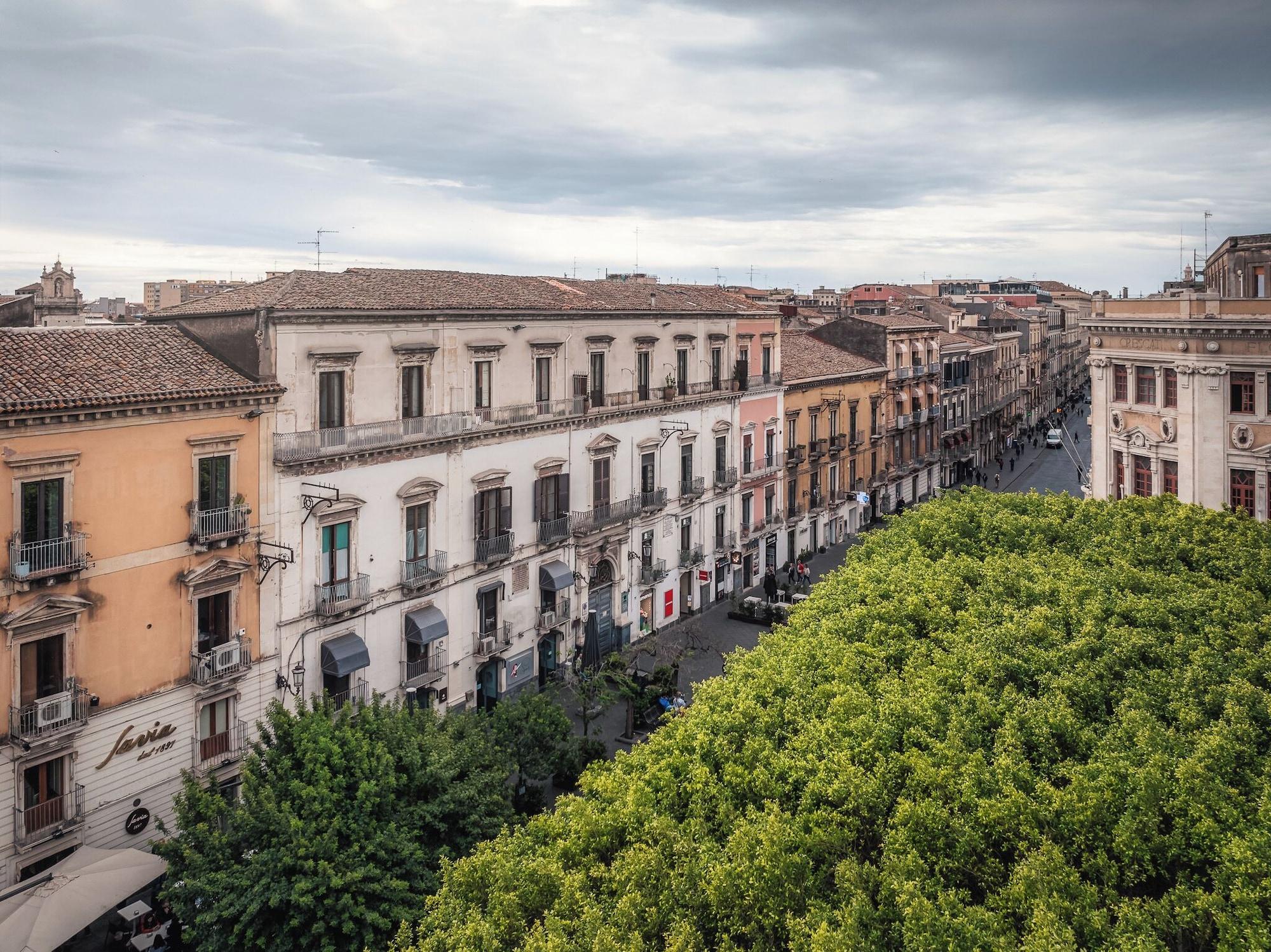 Vista Exterior Etna Suite