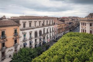 undefined - Etna Suite