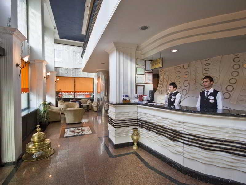 Vista Lobby Buyuk Velic