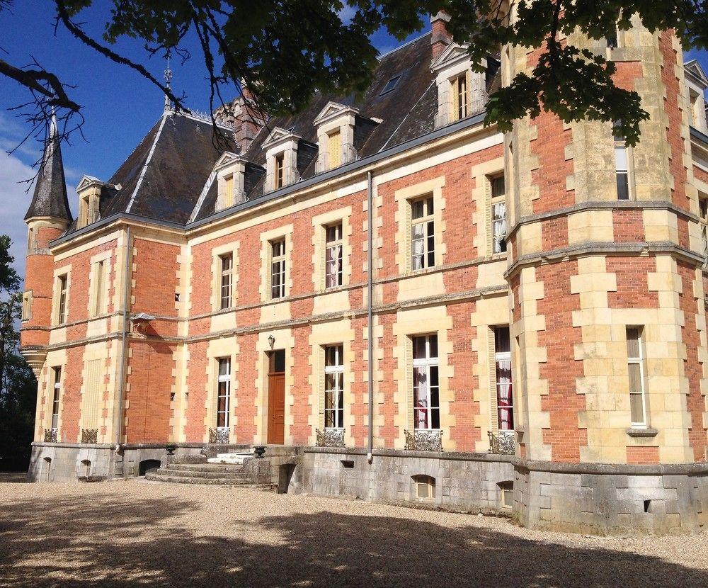 Vista Exterior Chateau de la Plaudiere