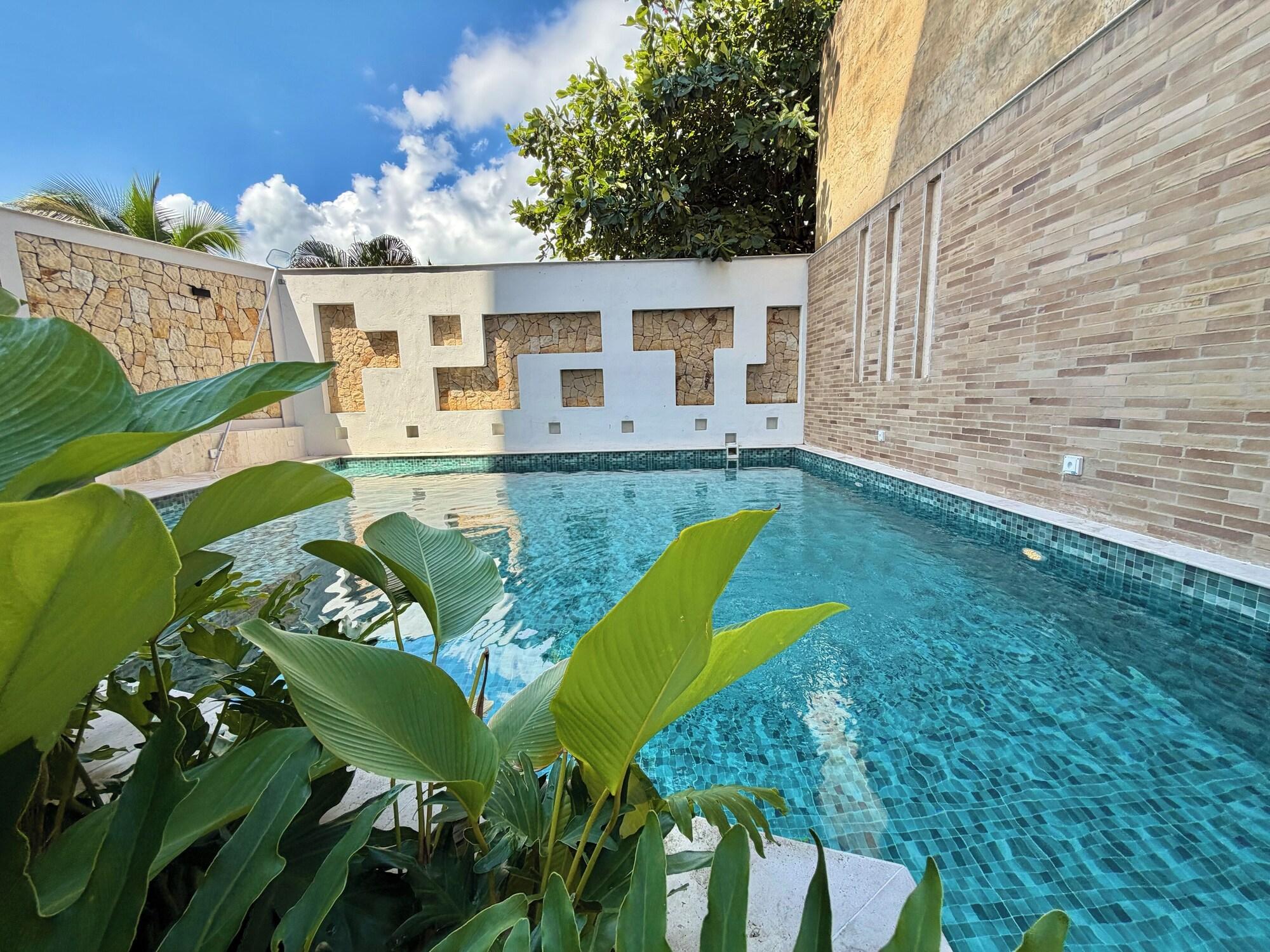 Vista Piscina Villeta Getaway Pool Balcony Relax Vibes
