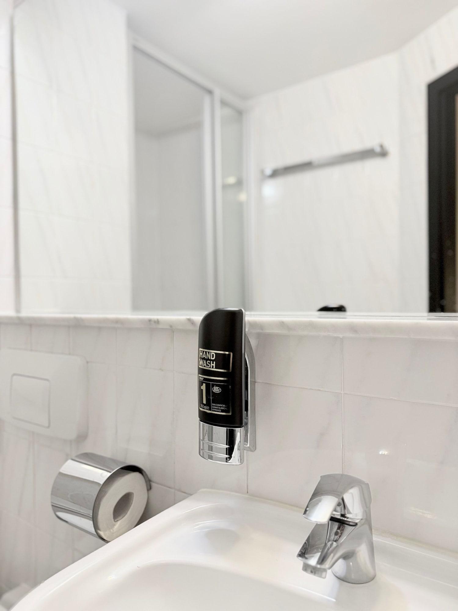 Equipamiento de Habitación Colour Hotel