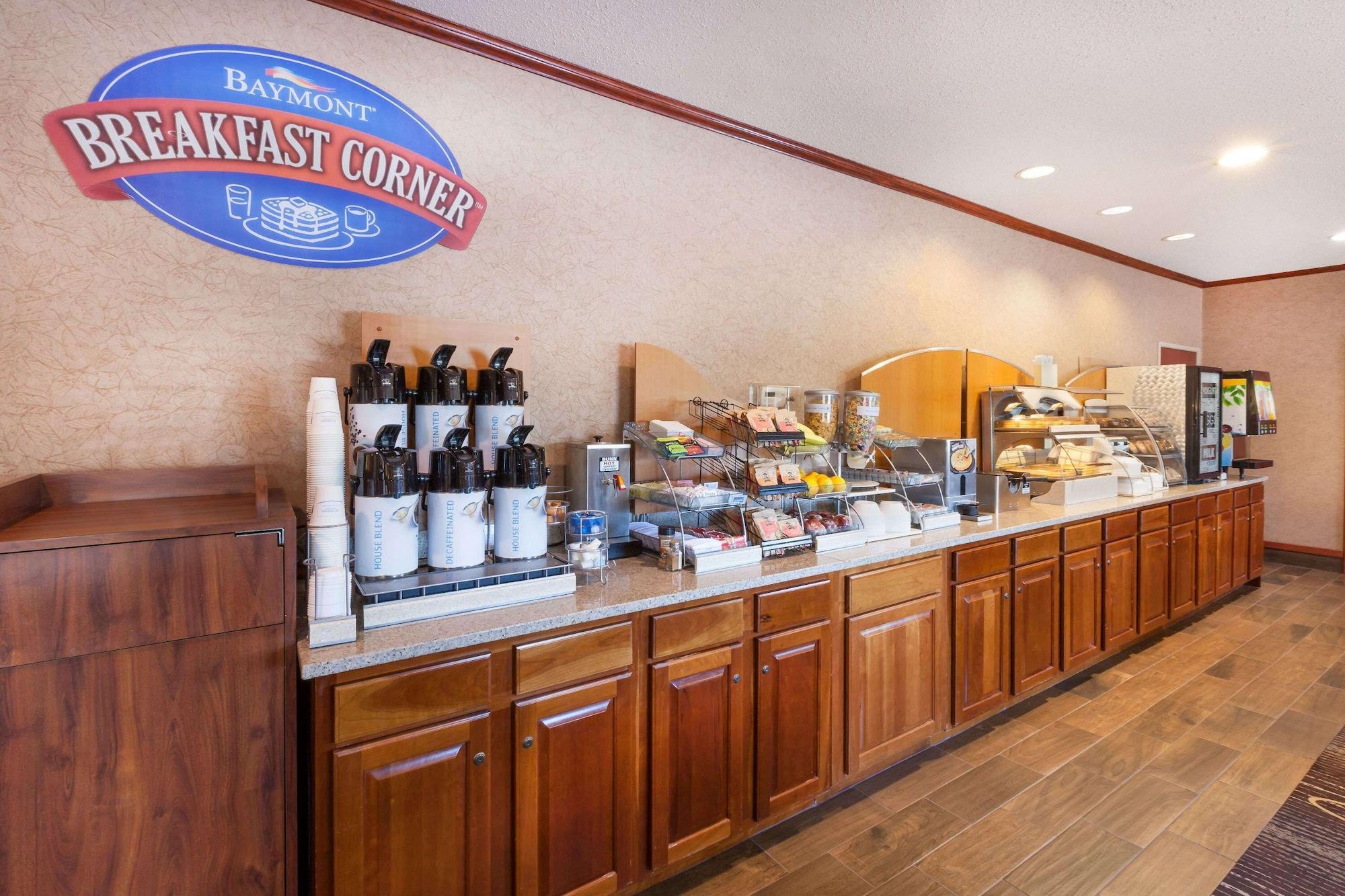 Restaurant Baymont by Wyndham Chelsea