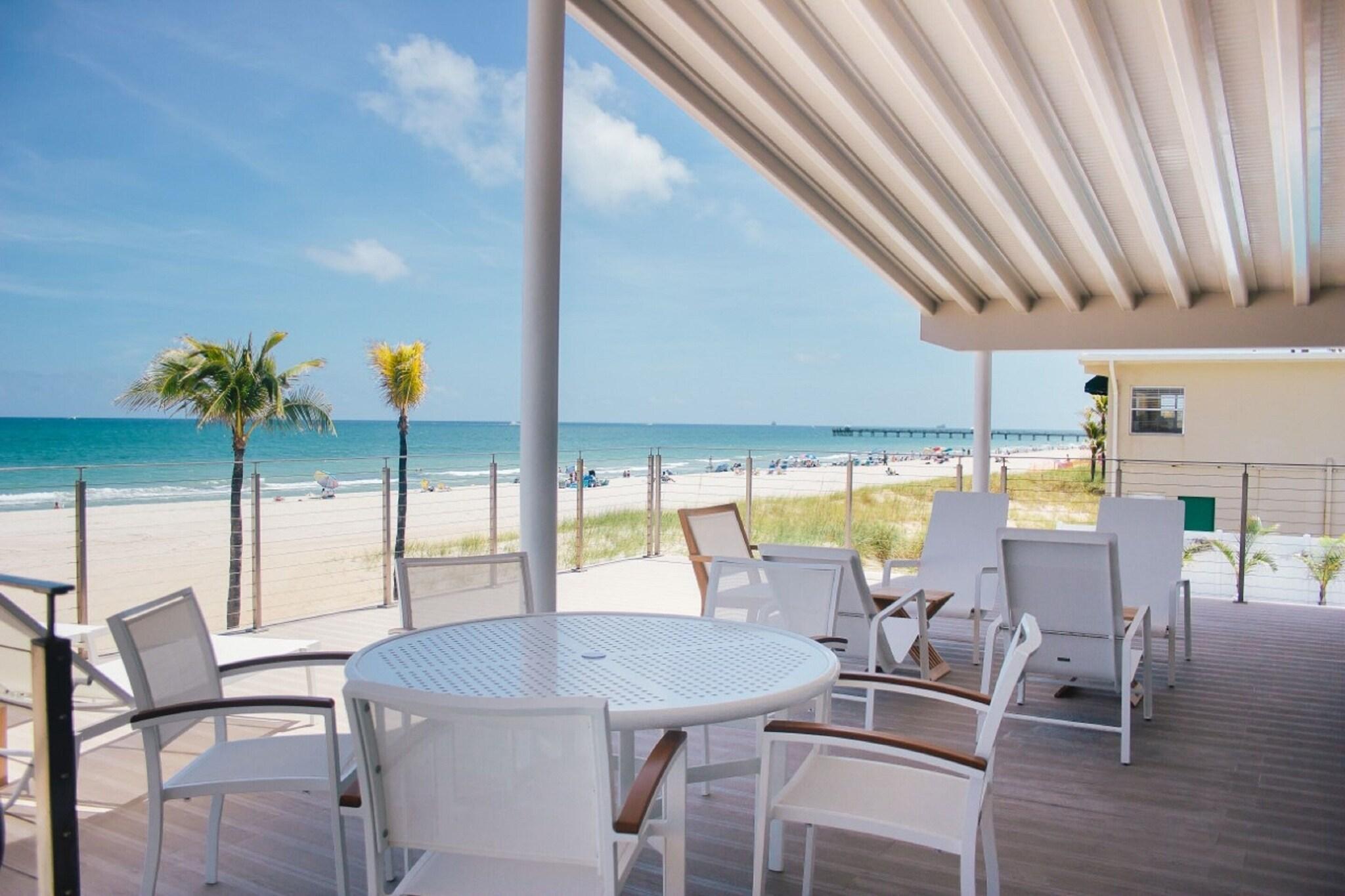 Restaurant Tides Inn Hotel